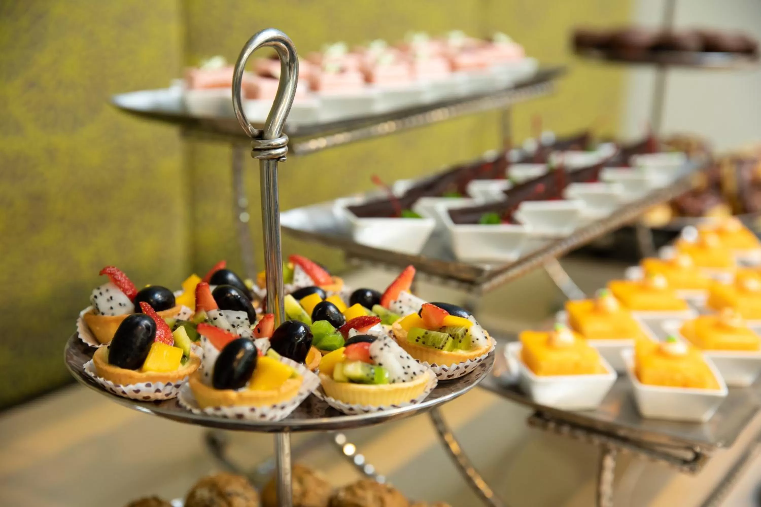 Restaurant/places to eat in Holiday Ao Nang Beach Resort, Krabi