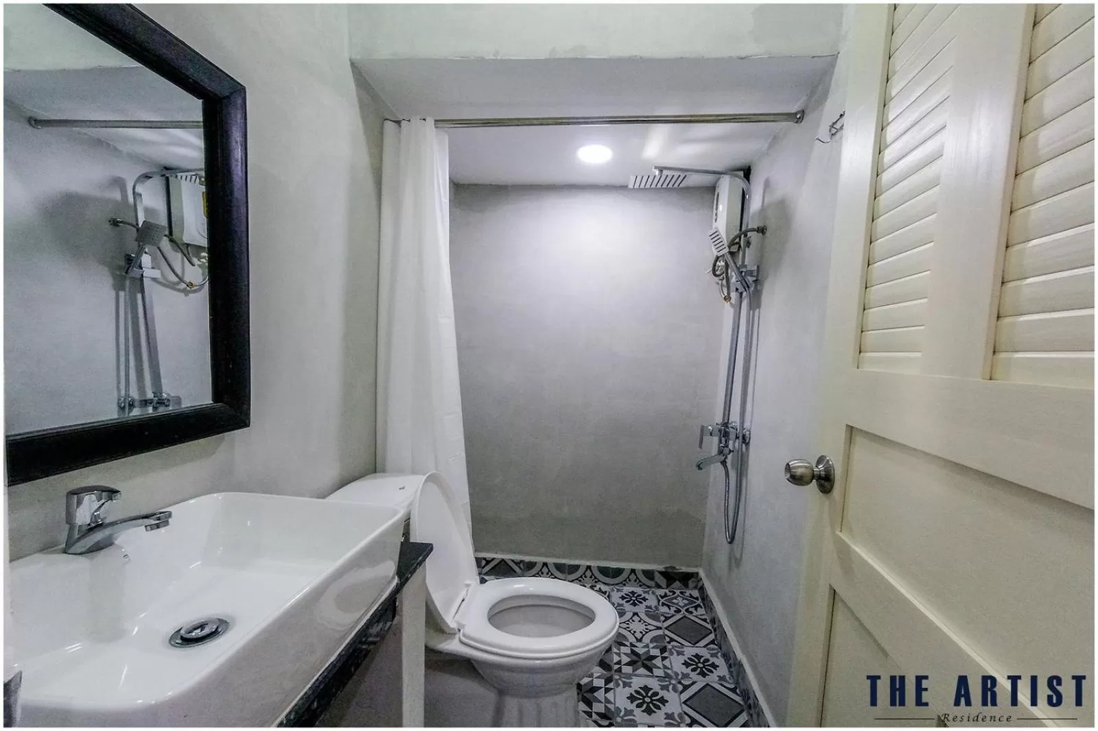 Shower in The Artist Residence