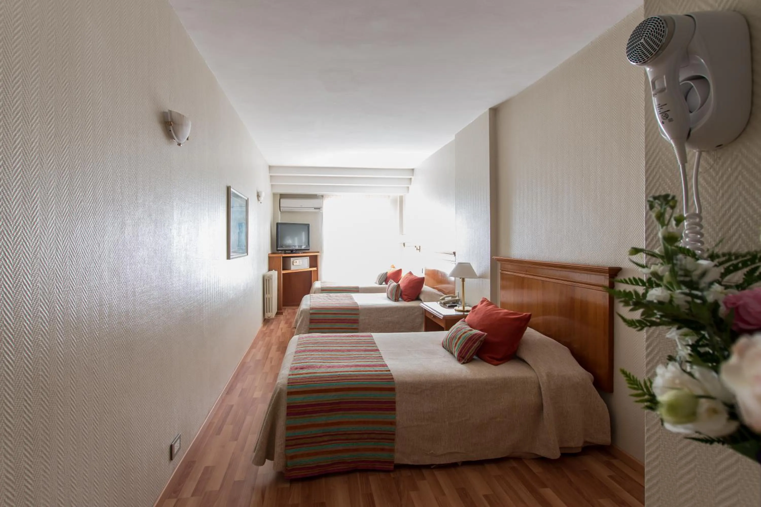 Bed in Hotel Solans Riviera