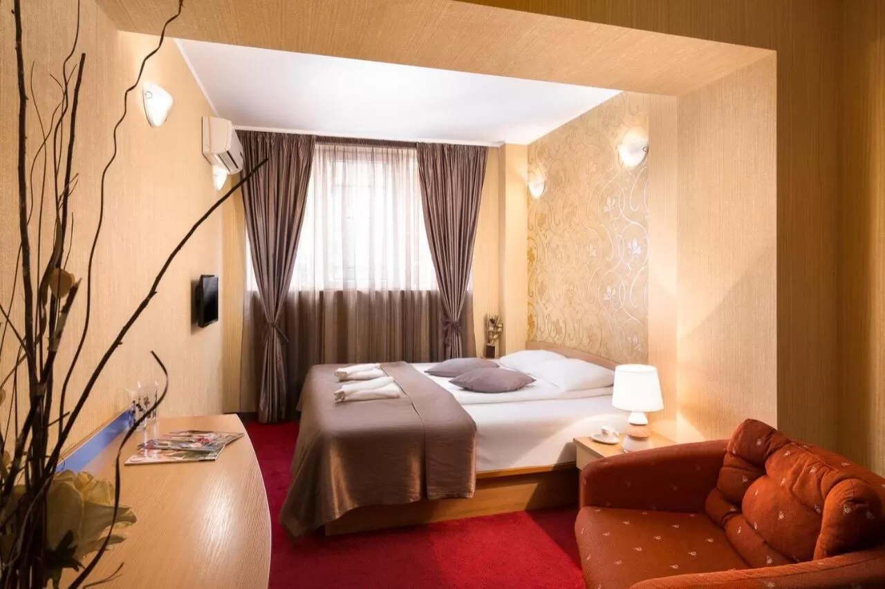 Bed in Hotel Central Point