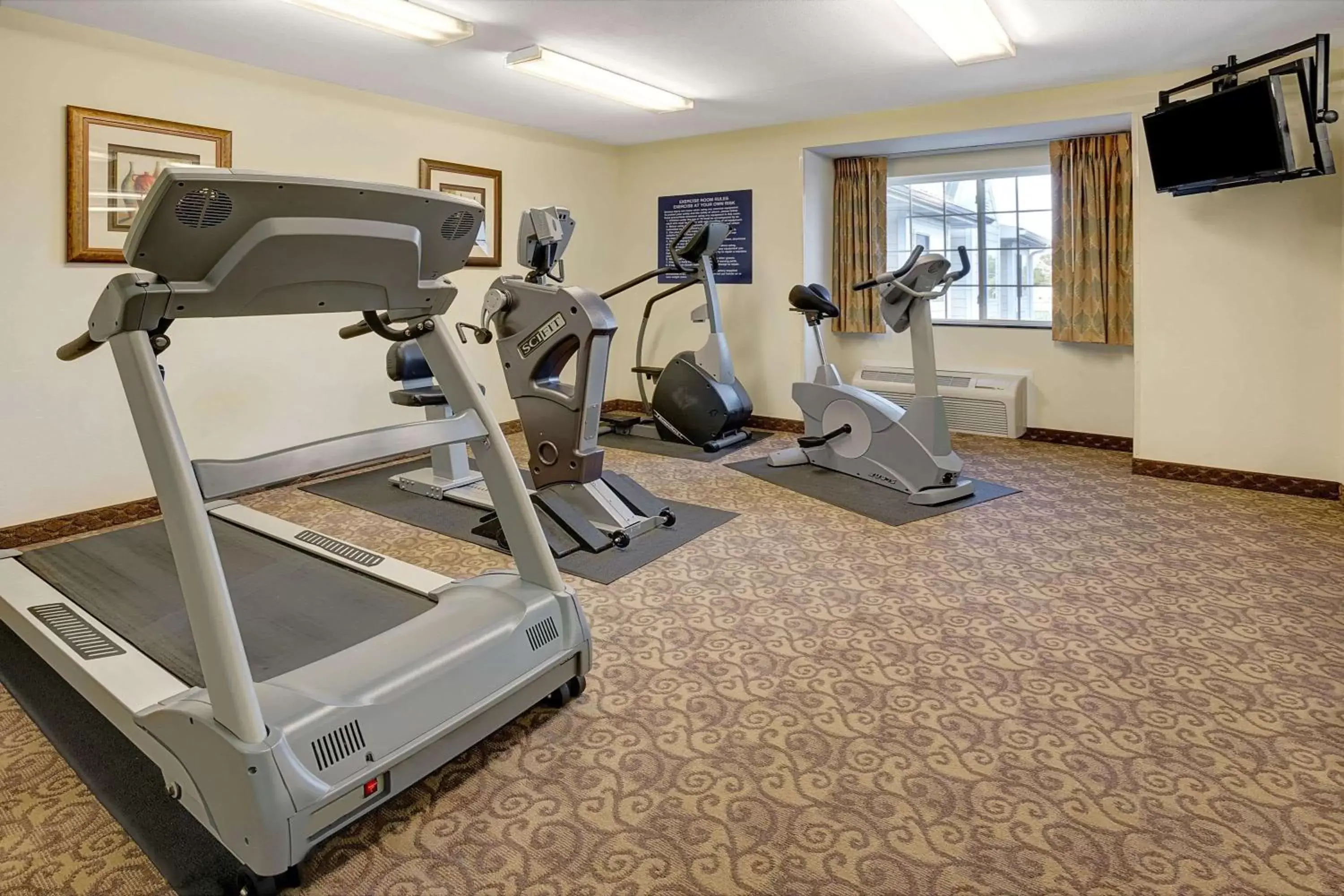 Fitness centre/facilities, Fitness Center/Facilities in Microtel Inn & Suites by Wyndham Indianapolis Airport