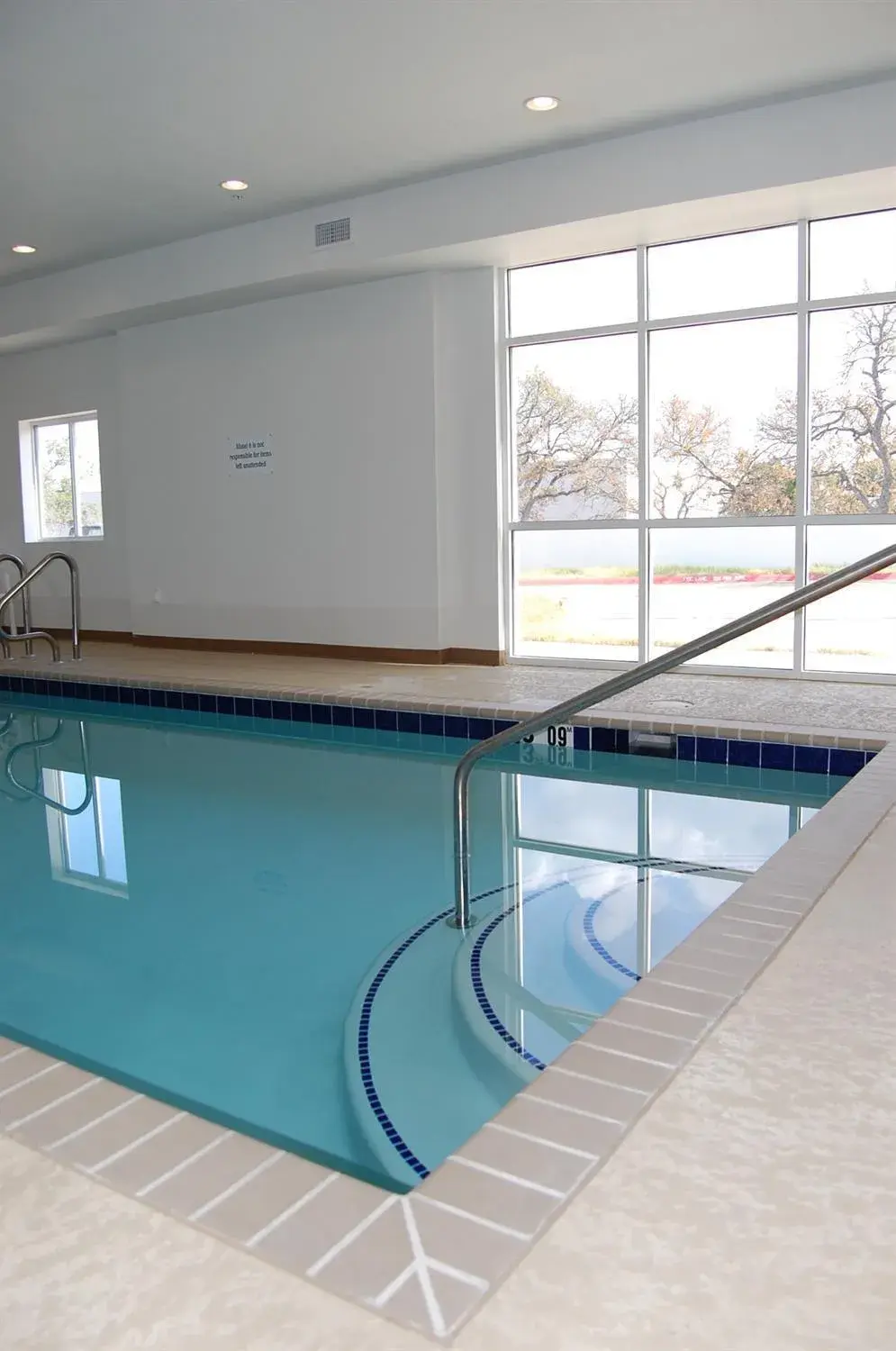 Swimming Pool in Motel 6-Cedar Park, TX