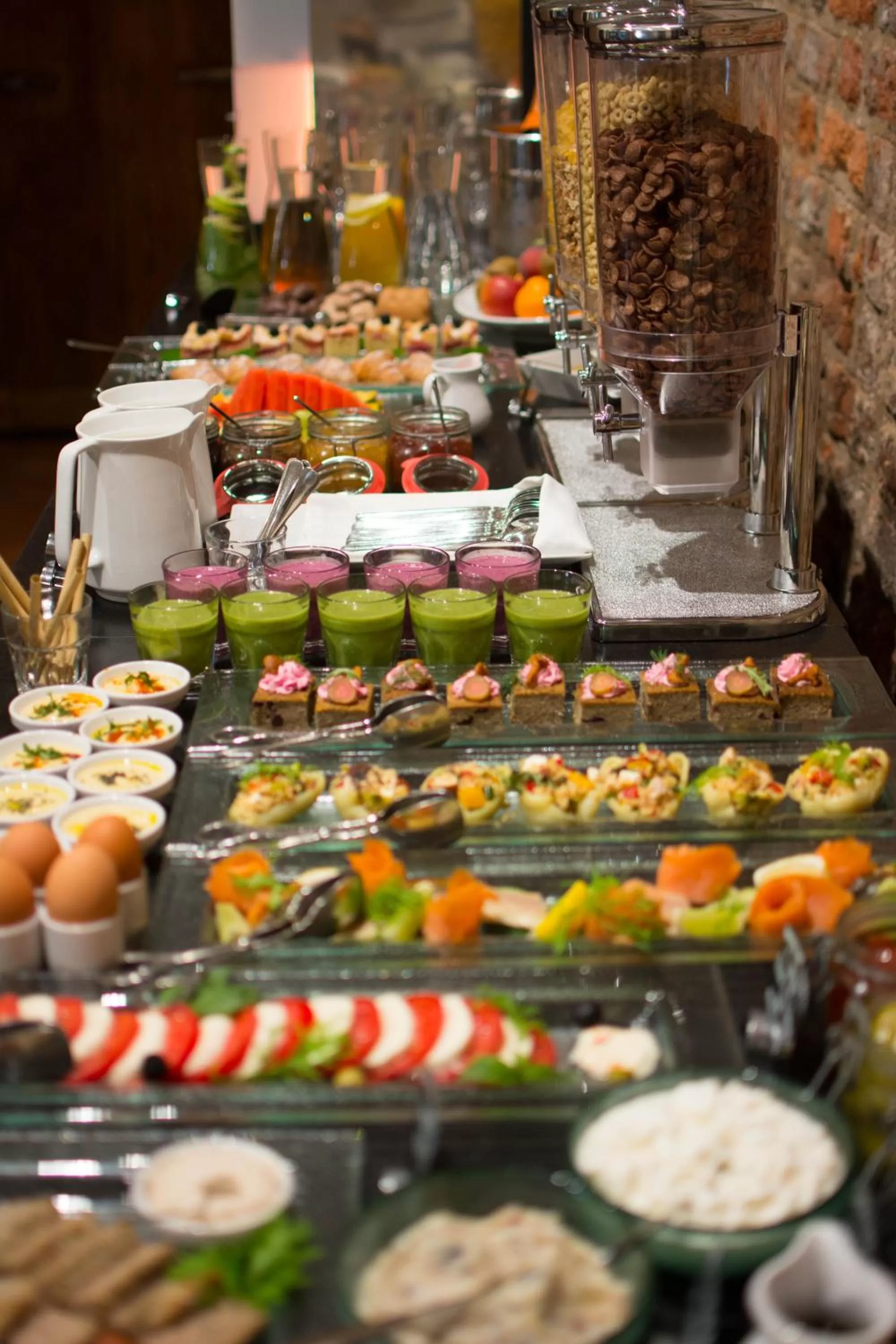 Buffet breakfast in Hotel 1231