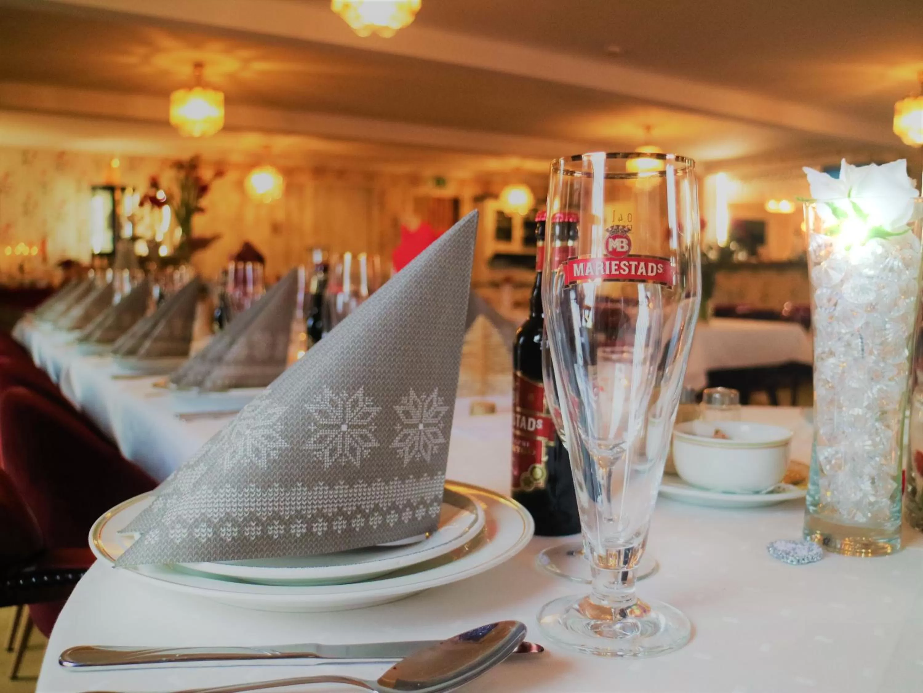 Restaurant/places to eat in Vänerport Lakefront Hotell