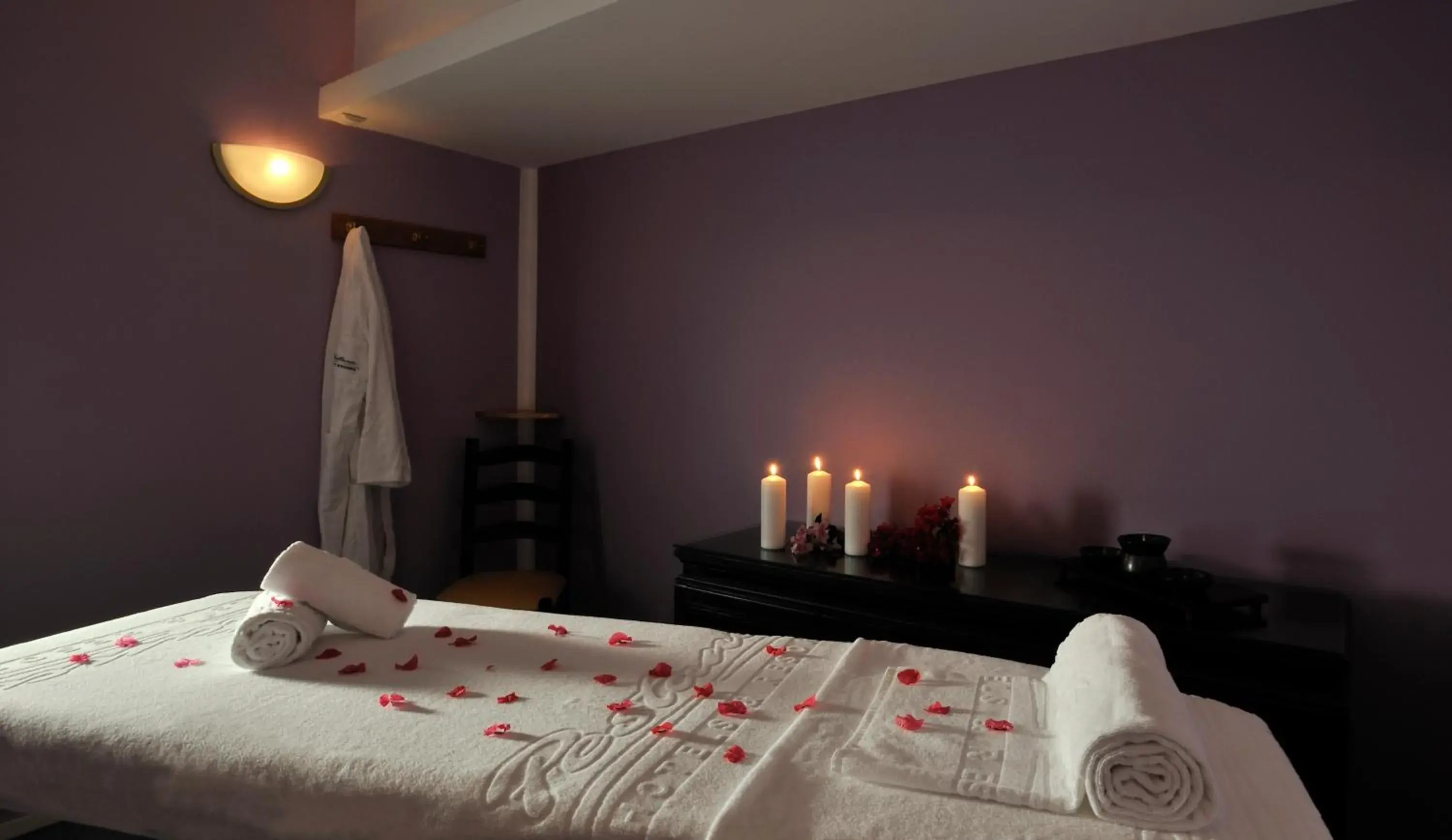 Spa and wellness centre/facilities, Bed in Pestana Carlton Madeira Ocean Resort Hotel