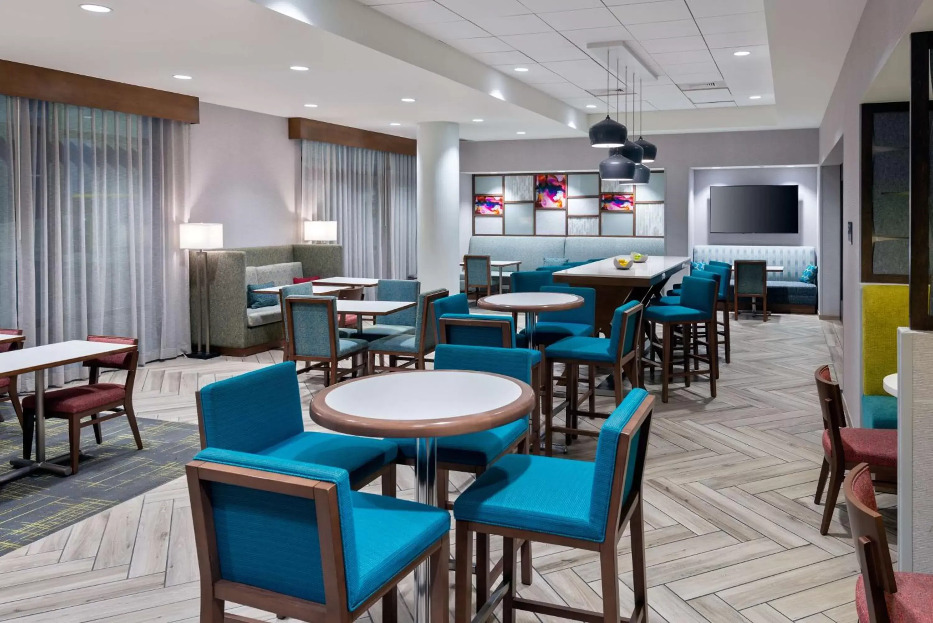 Breakfast, Restaurant/Places to Eat in Hampton Inn Tampa Downtown Channel District