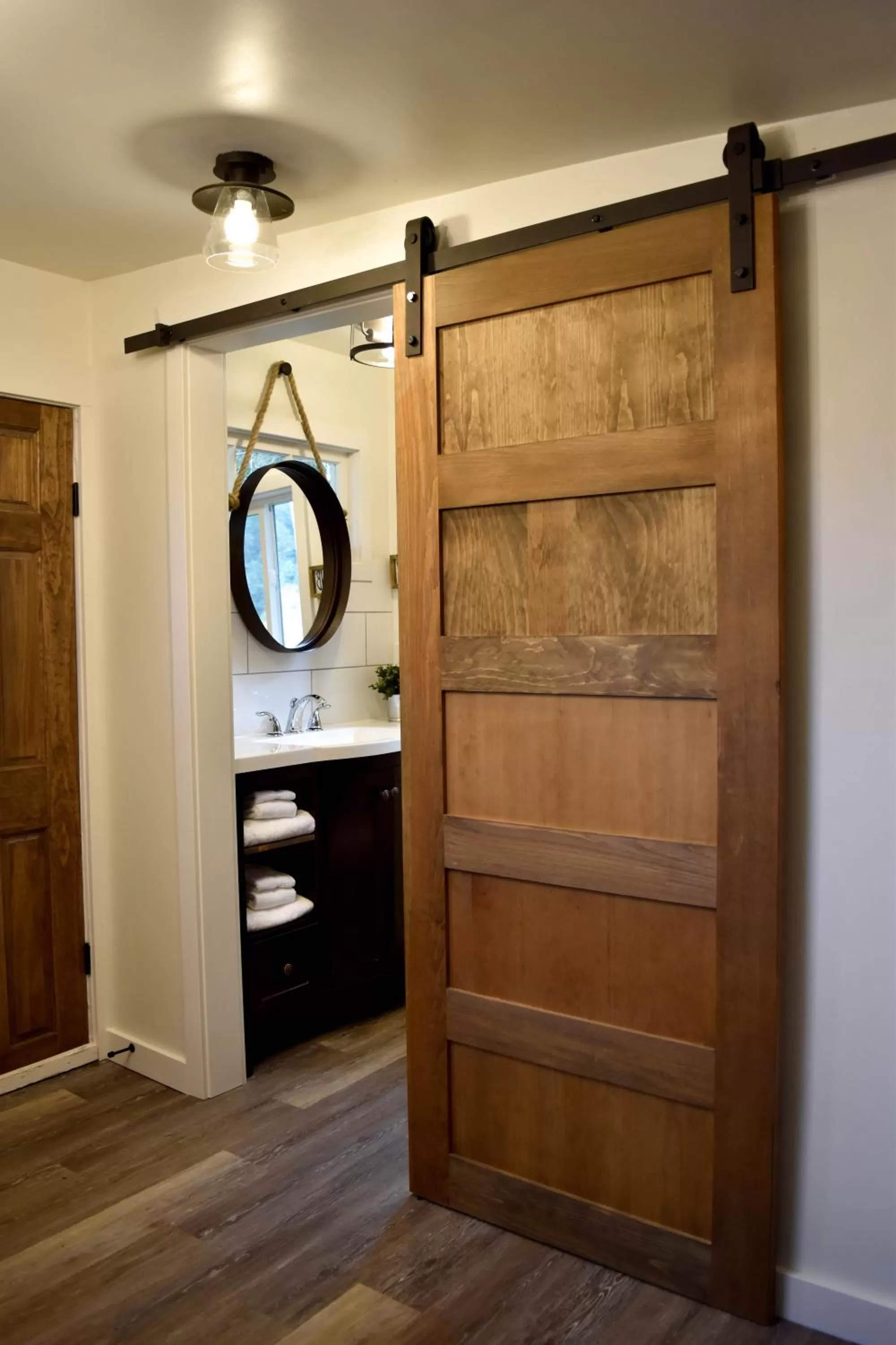 Bathroom in Bramblebank Cottages