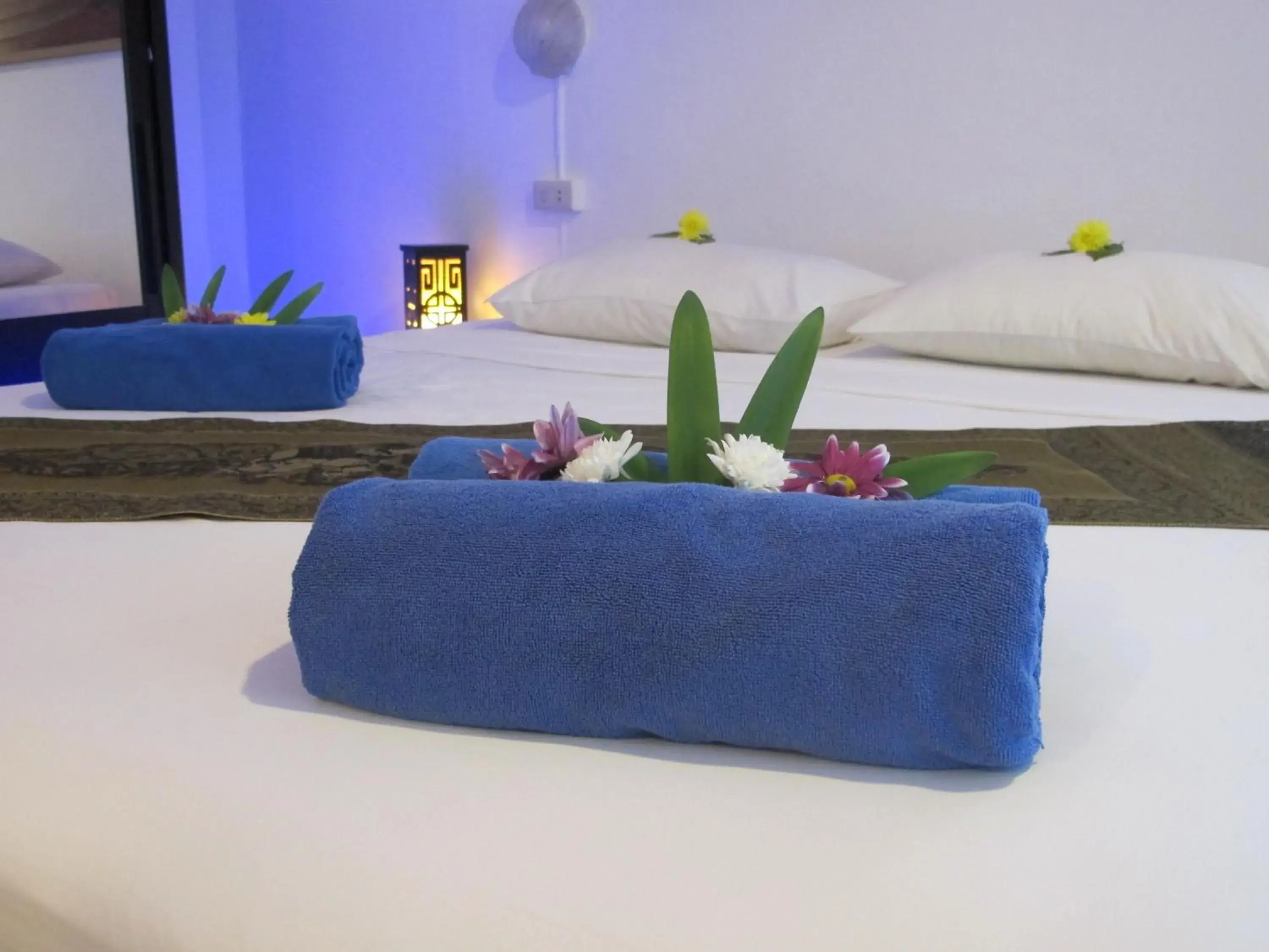 Bed in Lanta Island Resort - SHA Extra Plus