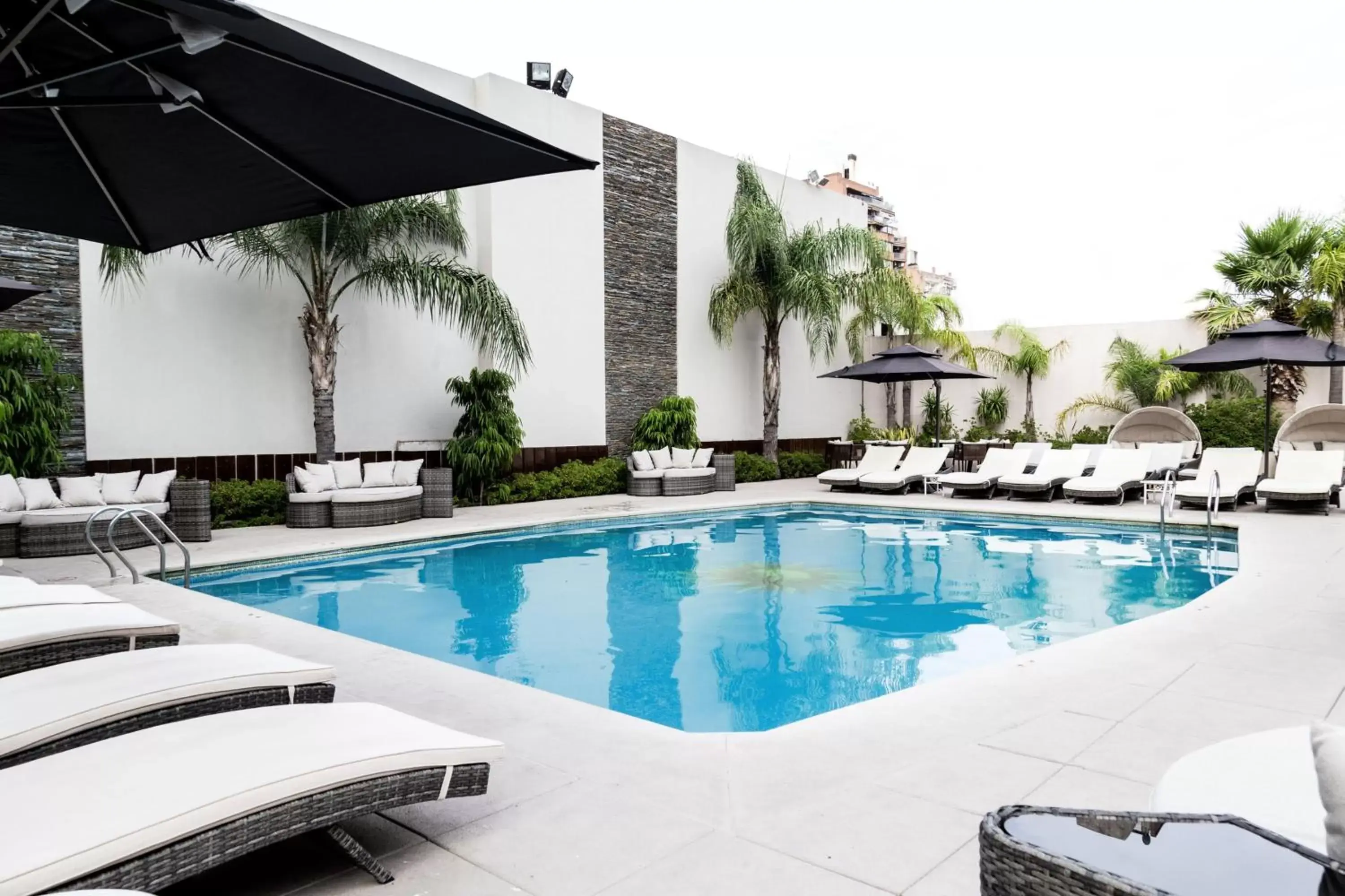 Swimming Pool in Holiday Inn Rosario, an IHG Hotel