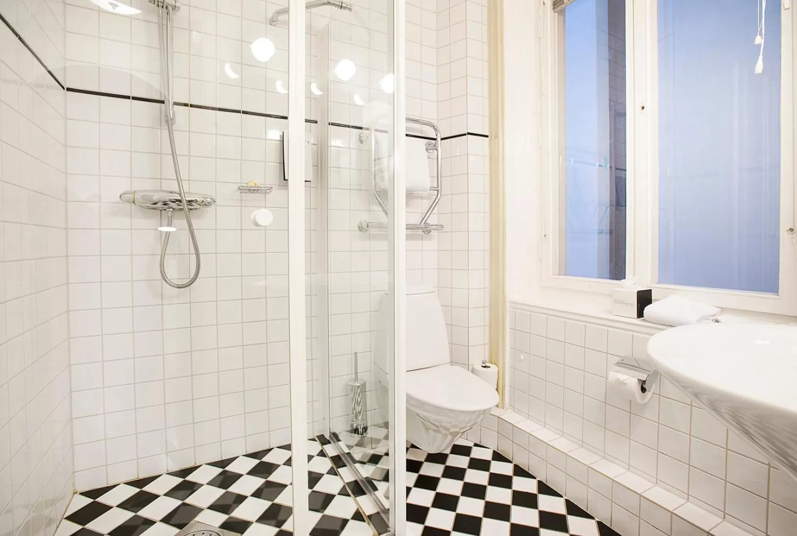 Bathroom in Hotel Kung Carl, WorldHotels Crafted