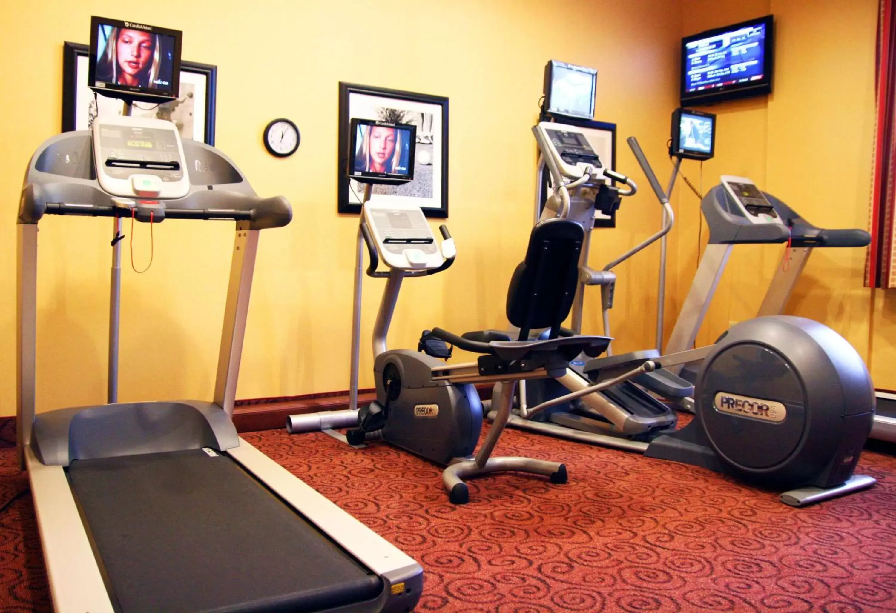 Fitness centre/facilities, Fitness Center/Facilities in Hampton Inn & Suites Los Angeles Burbank Airport