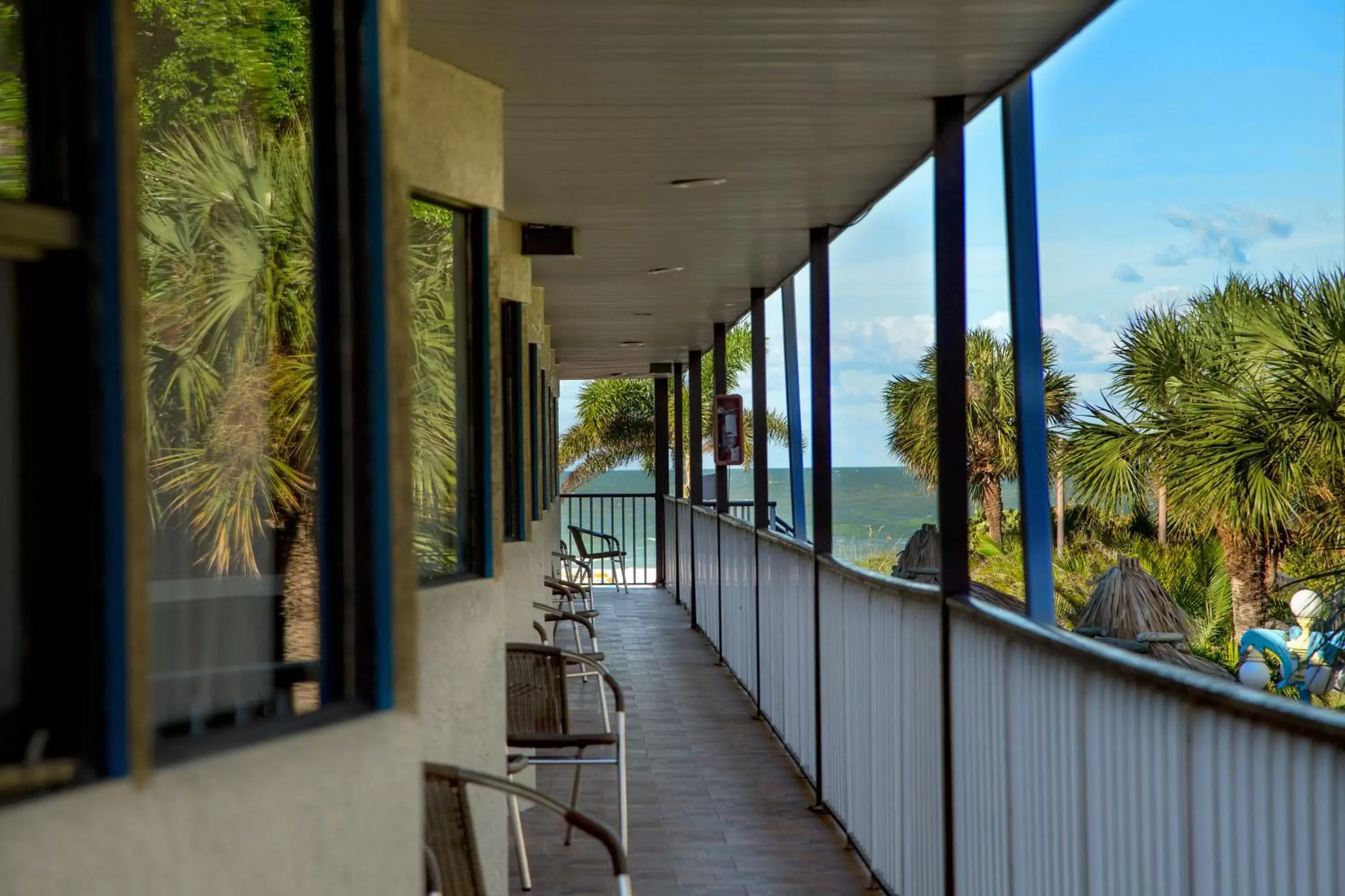 Property building, Balcony/Terrace in Plaza Beach Hotel - Beachfront Resort
