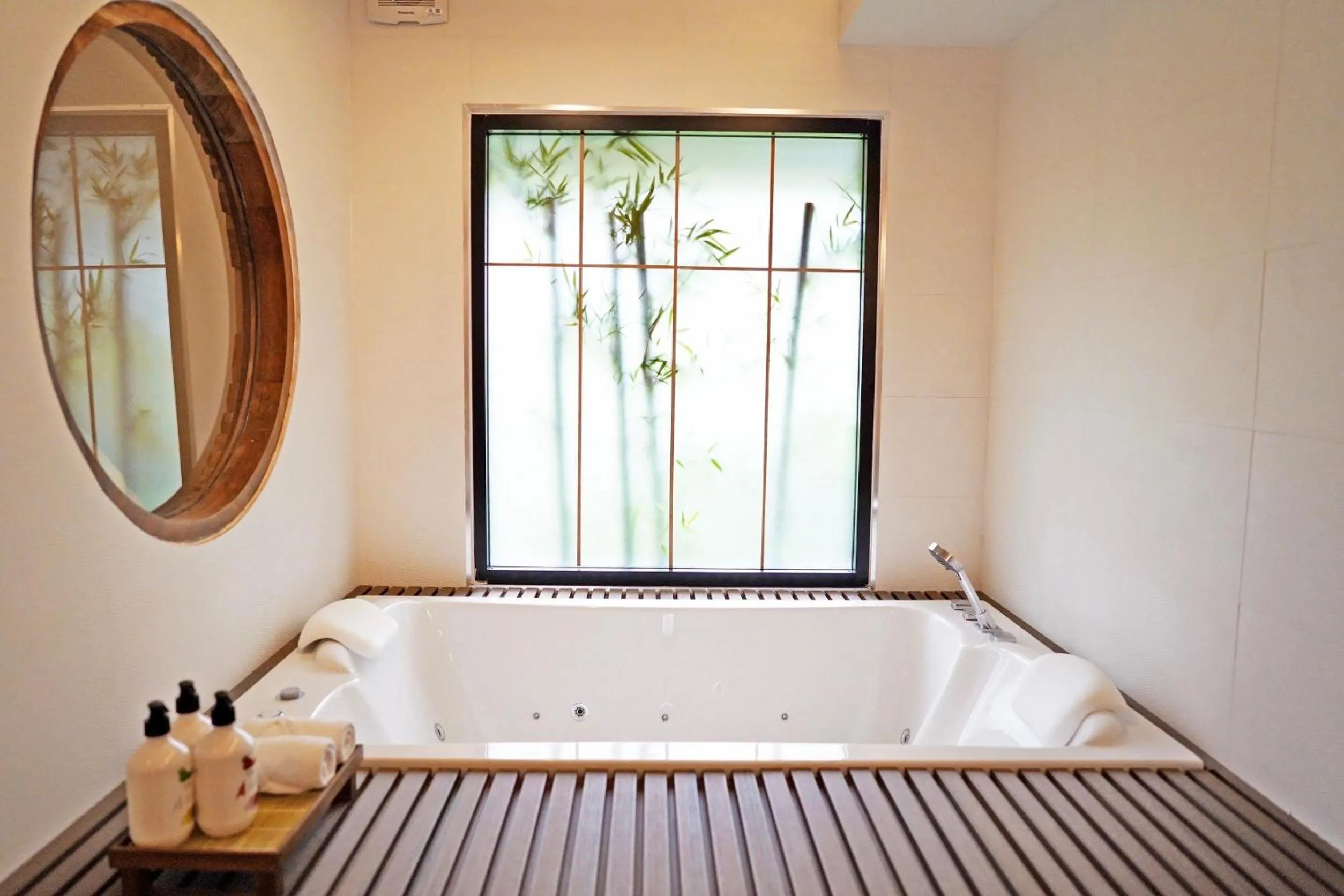 Bathroom in Villa Panalai