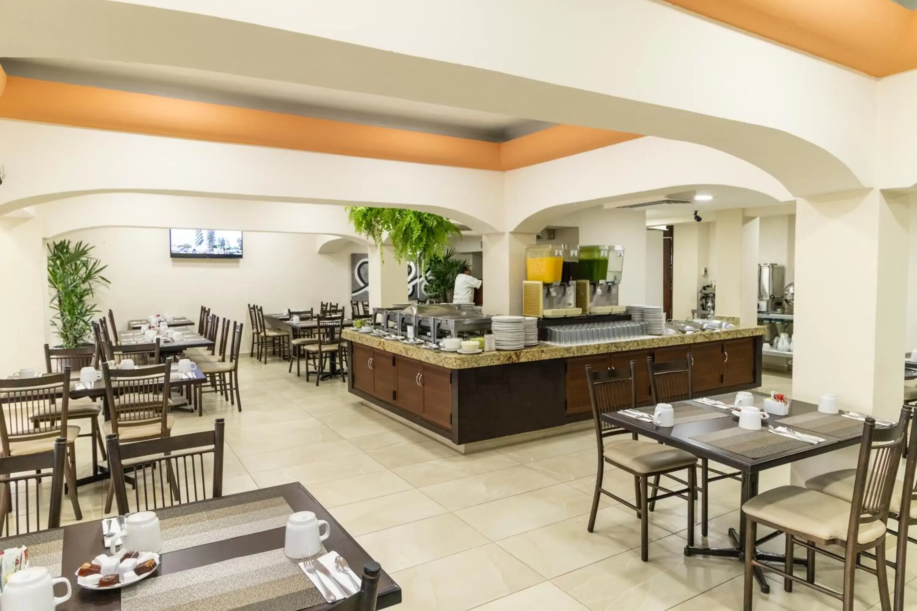 Business facilities, Restaurant/Places to Eat in Howard Johnson by Wyndham Veracruz