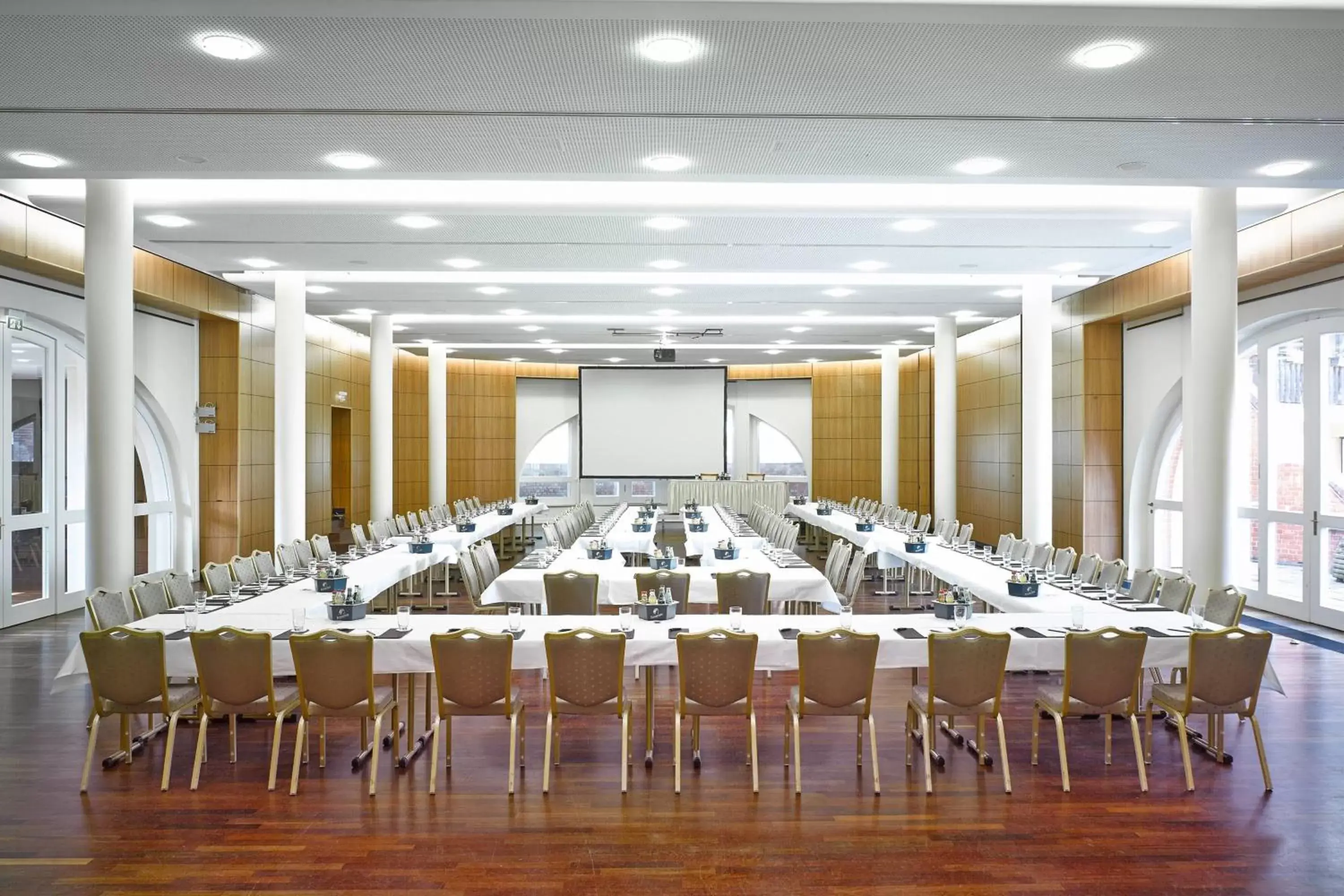 Meeting/conference room, Banquet Facilities in Falkenstein Grand, Autograph Collection