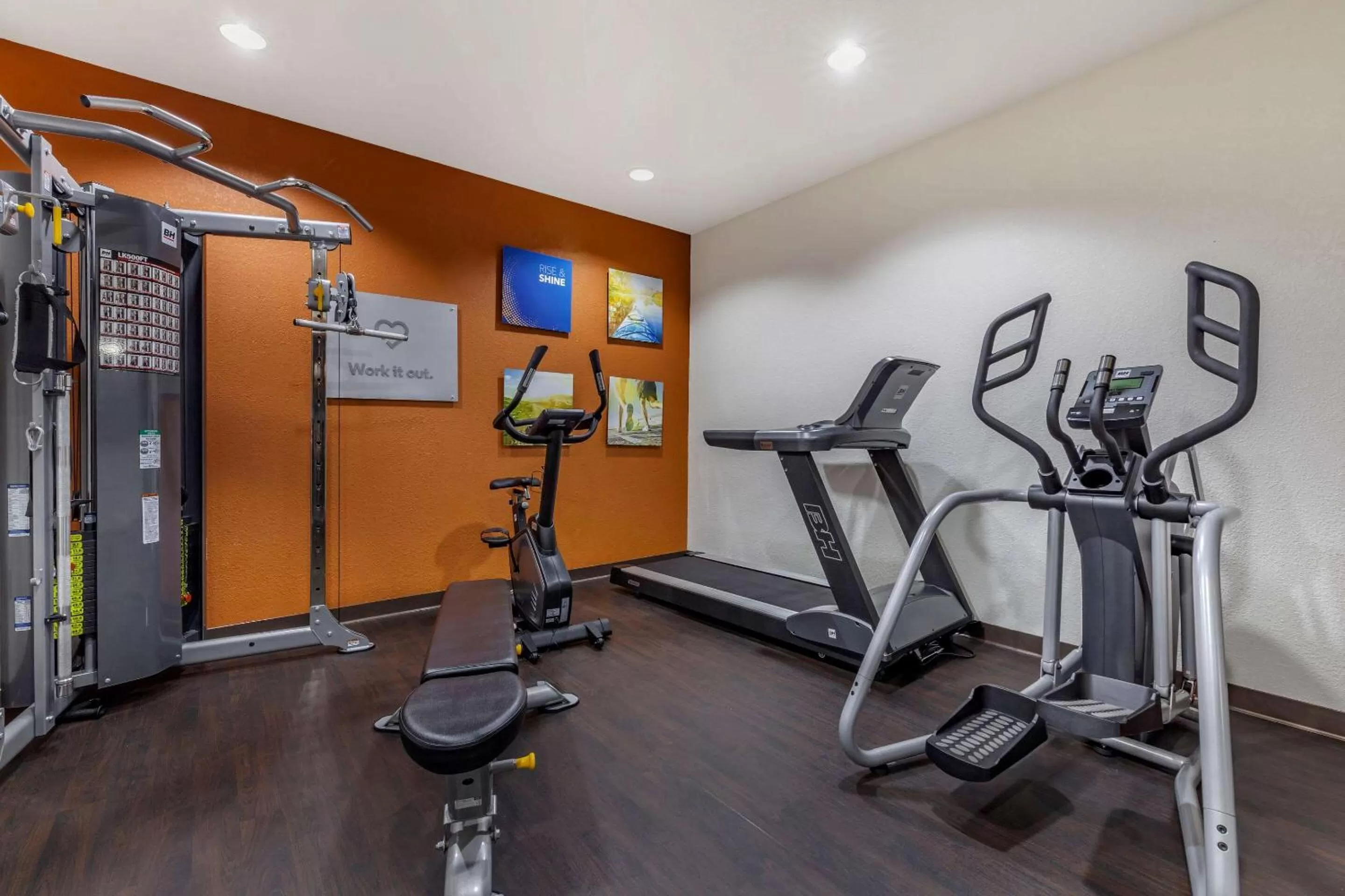 Fitness centre/facilities in Comfort Suites Delavan - Lake Geneva Area
