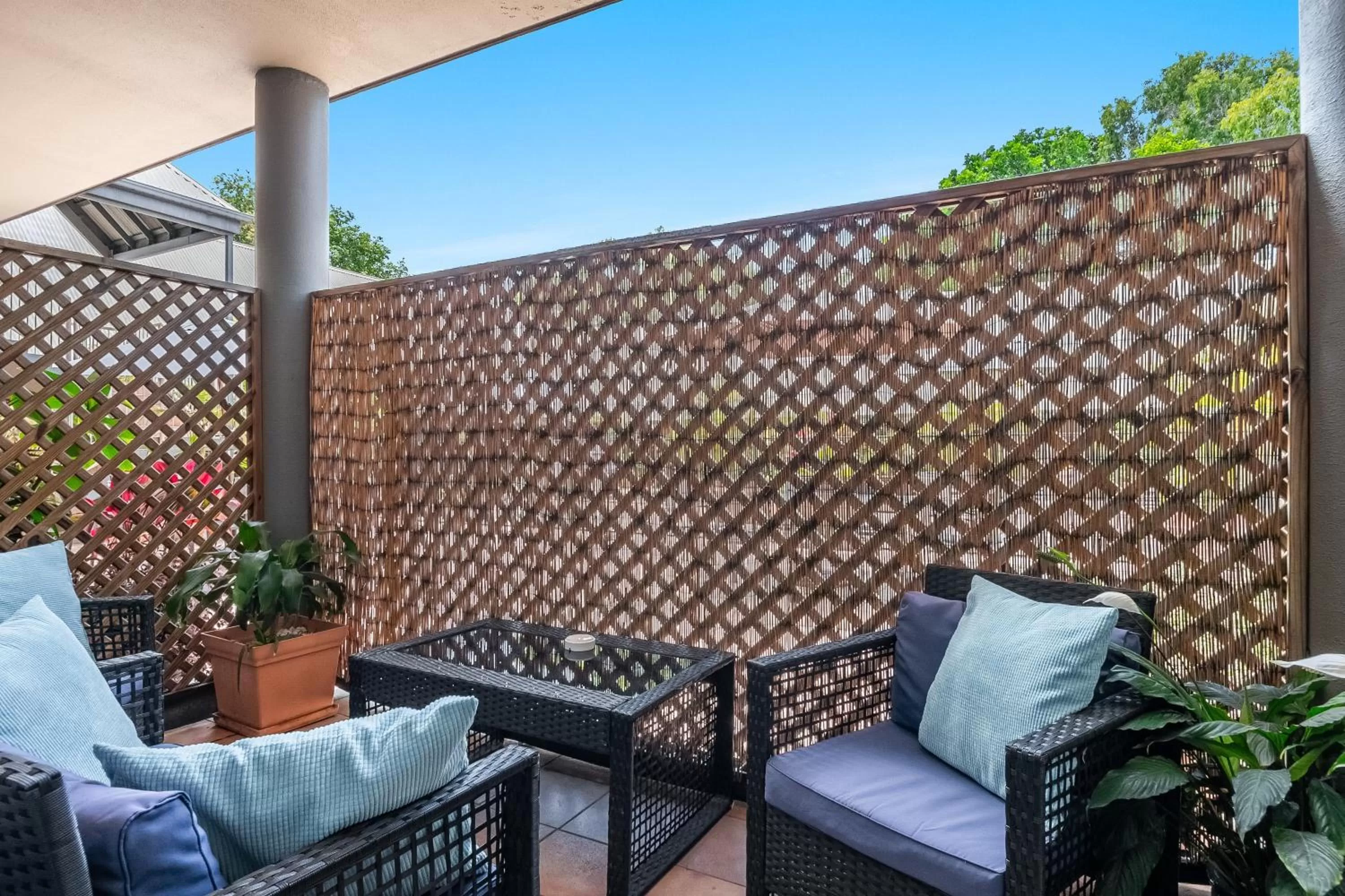 Patio in Byron Central Apartments