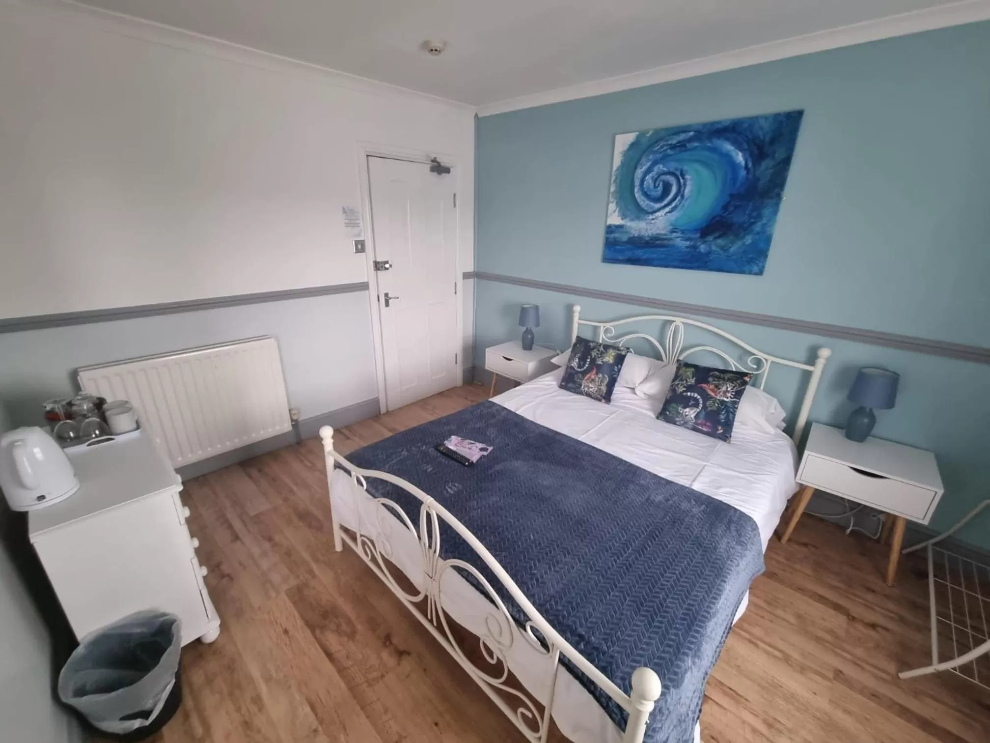 Bedroom, Bed in LilyRose Hotel