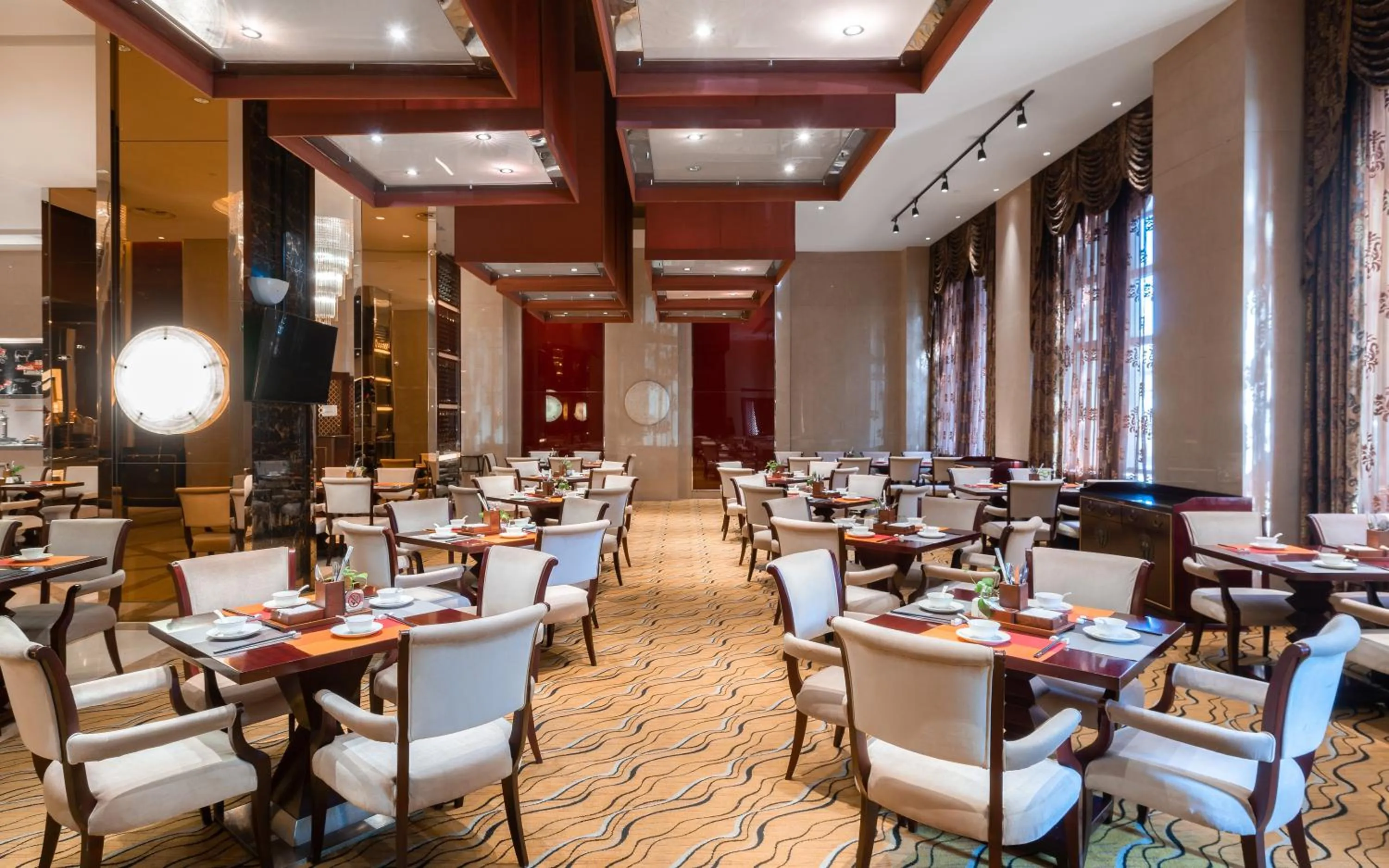 Restaurant/places to eat in Howard Johnson Tropical Garden Plaza Kunming