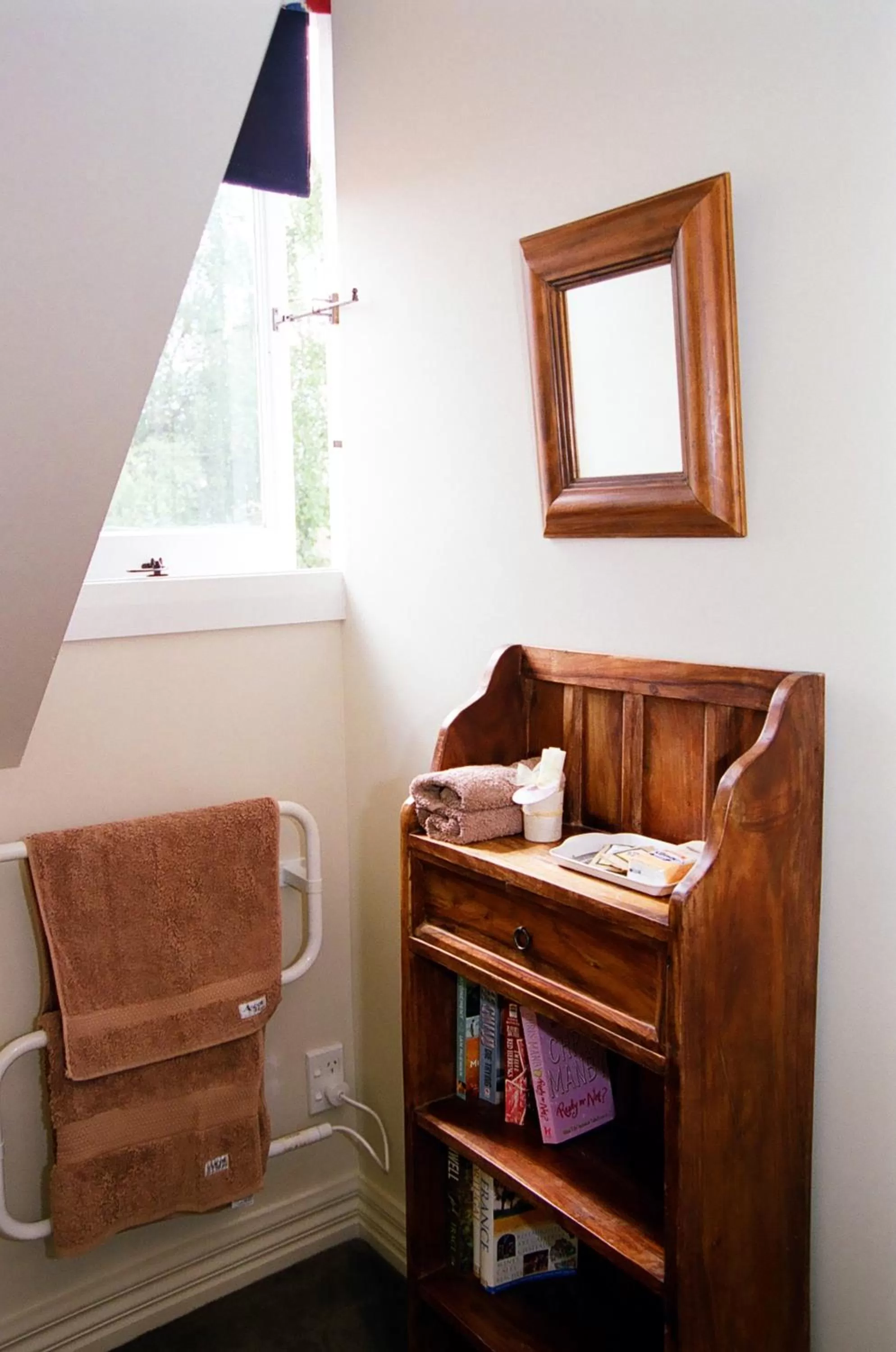 Decorative detail in Anglesea House Inn