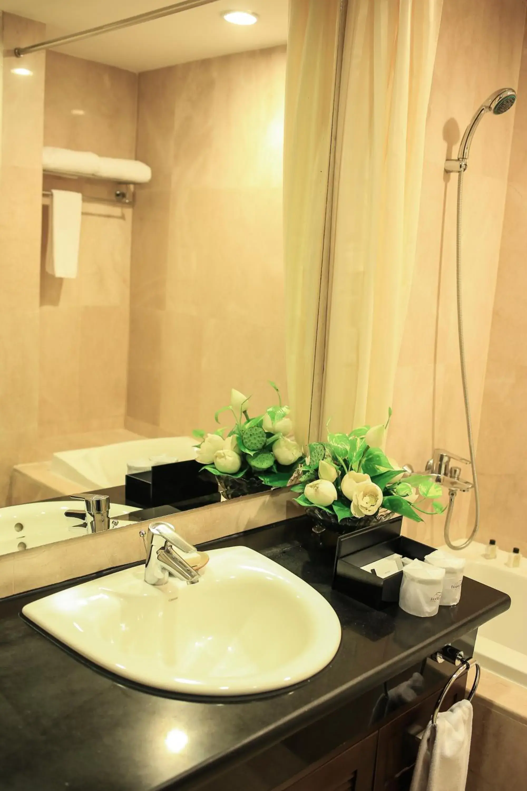 Bathroom in Fraser Suites Hanoi