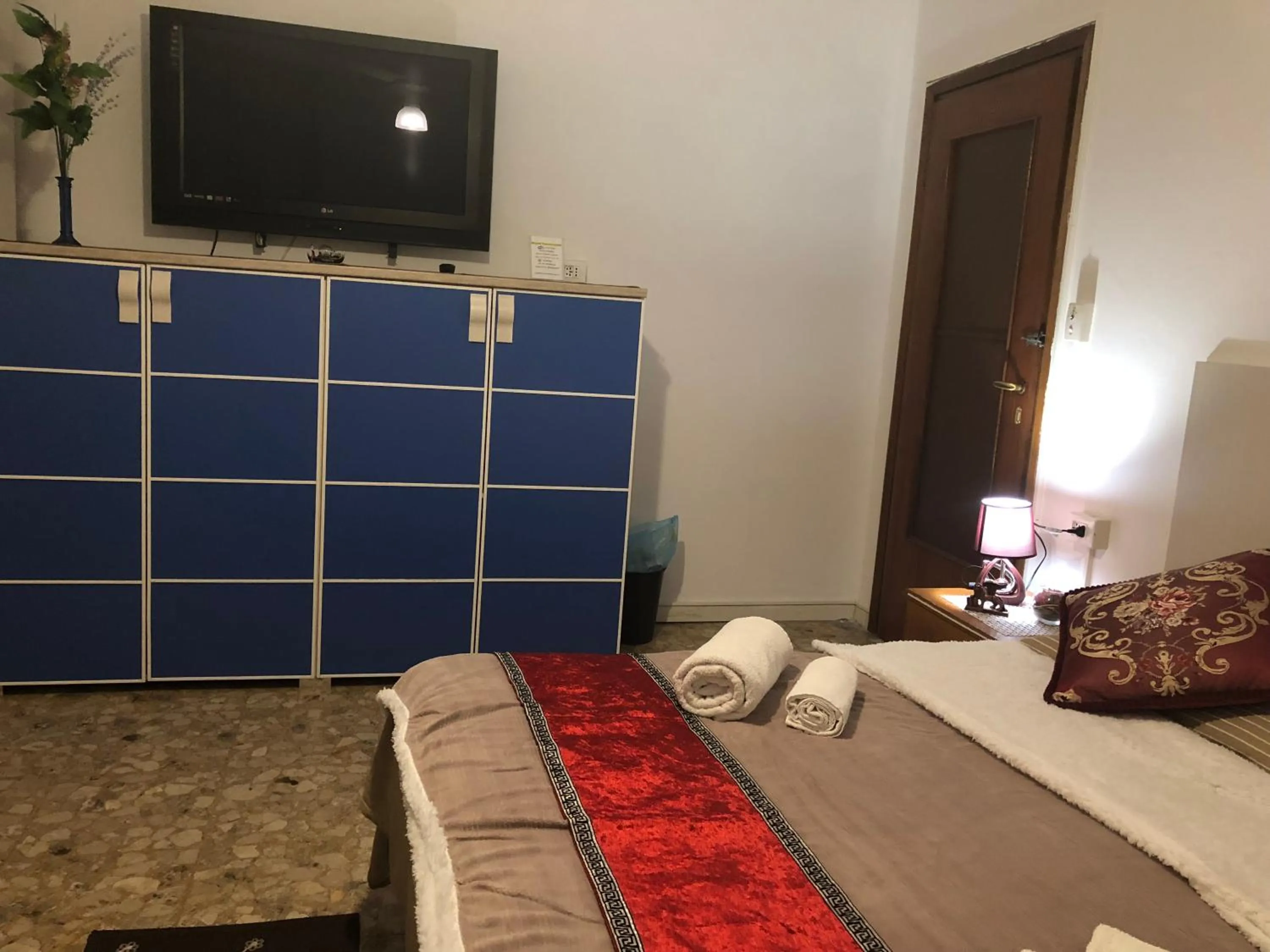 Bedroom, Bed in BB Stay Station