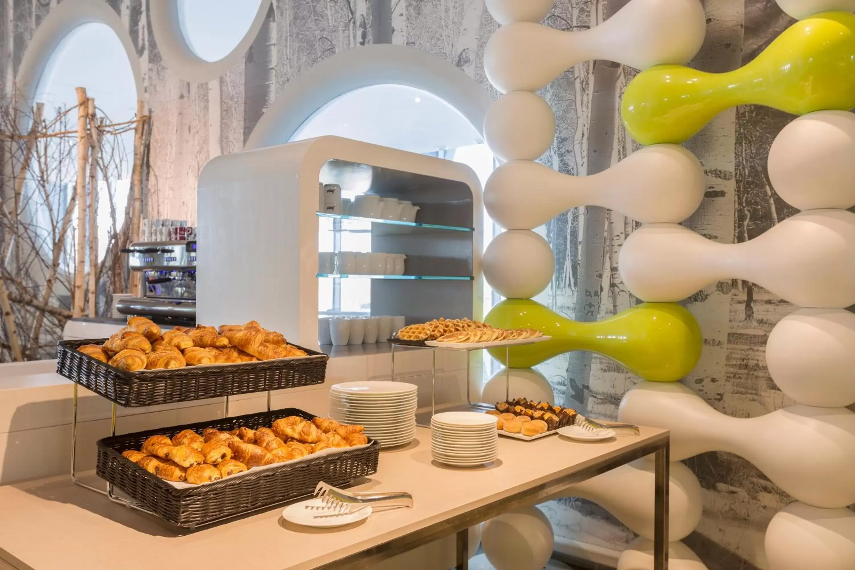 Breakfast in voco Milan-Fiere, an IHG Hotel