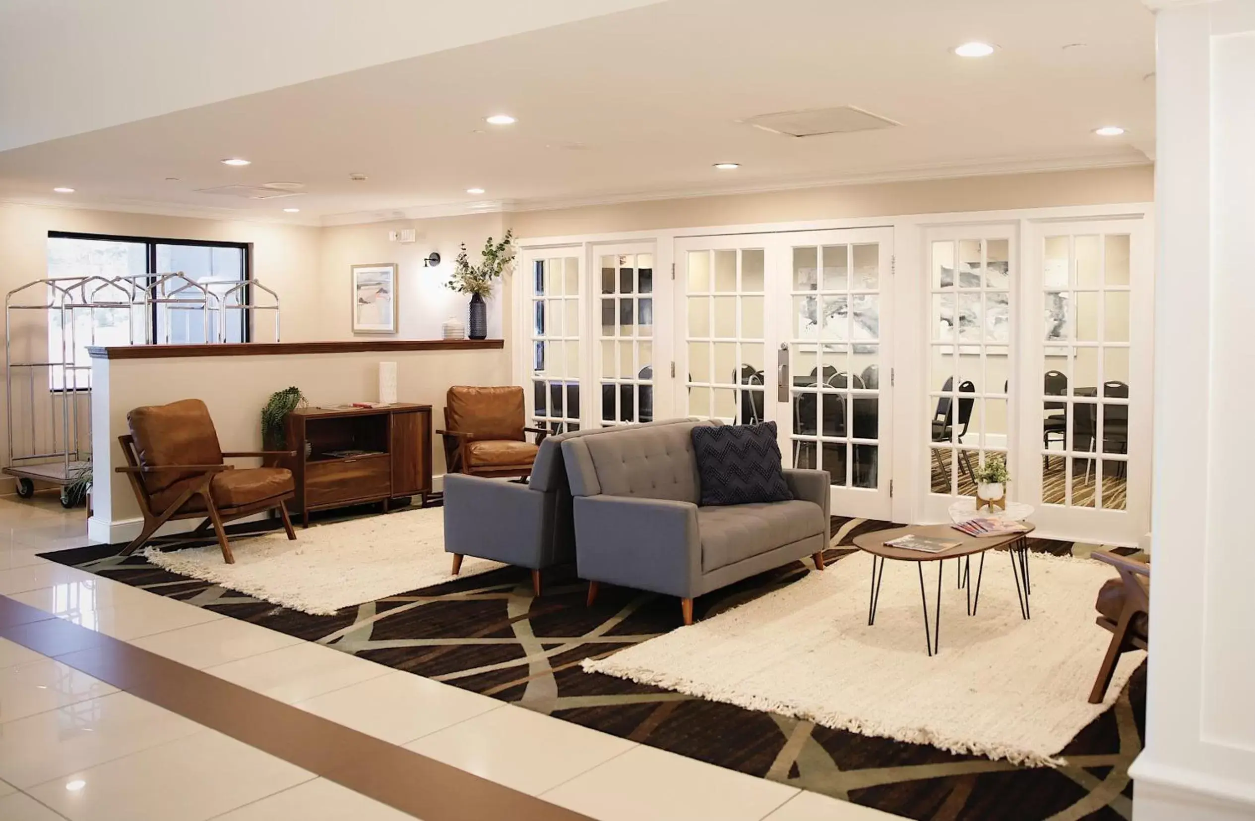 Lobby or reception, Seating Area in Baymont by Wyndham Jackson/Ridgeland