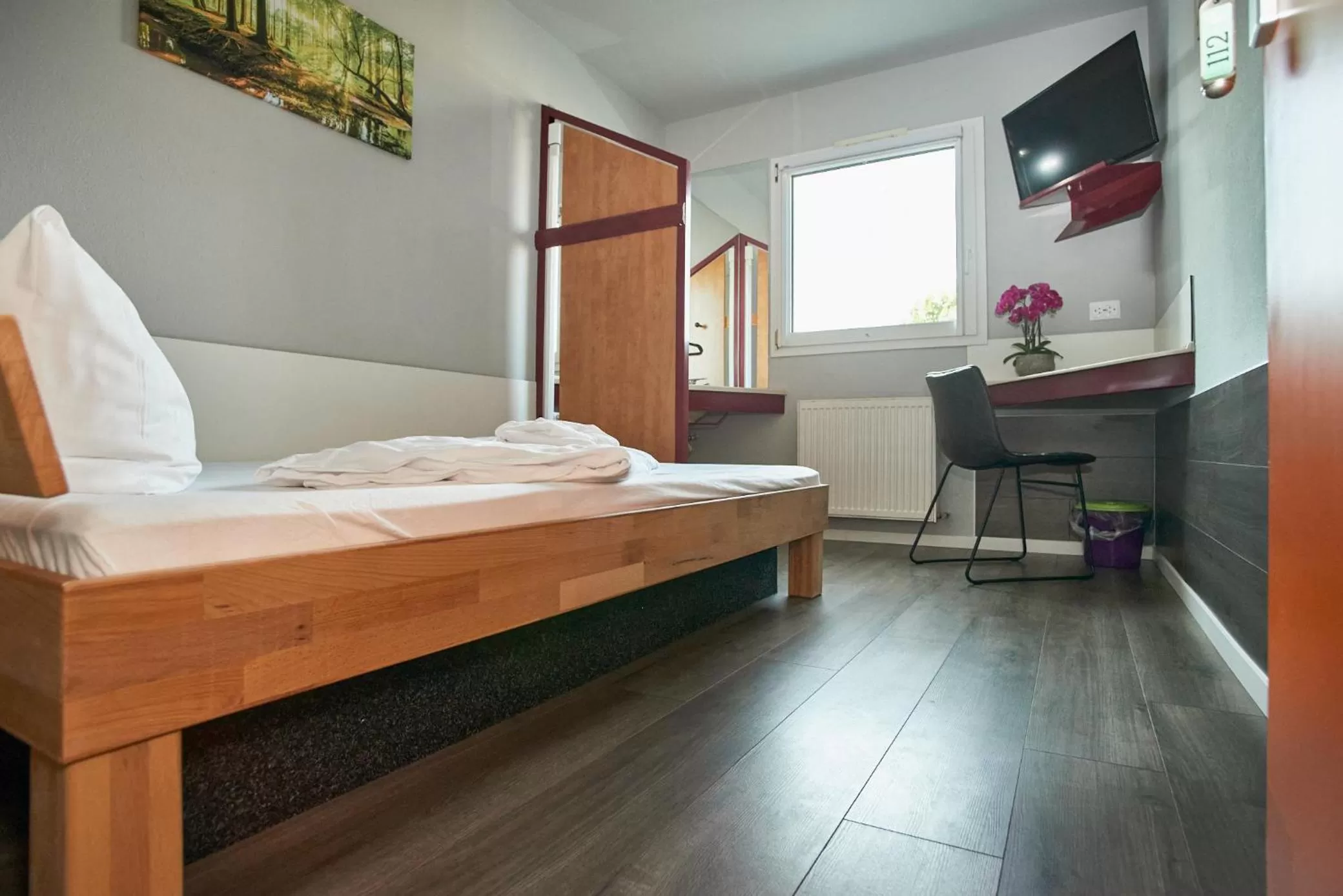 Photo of the whole room, Bed in Hotel City Inn