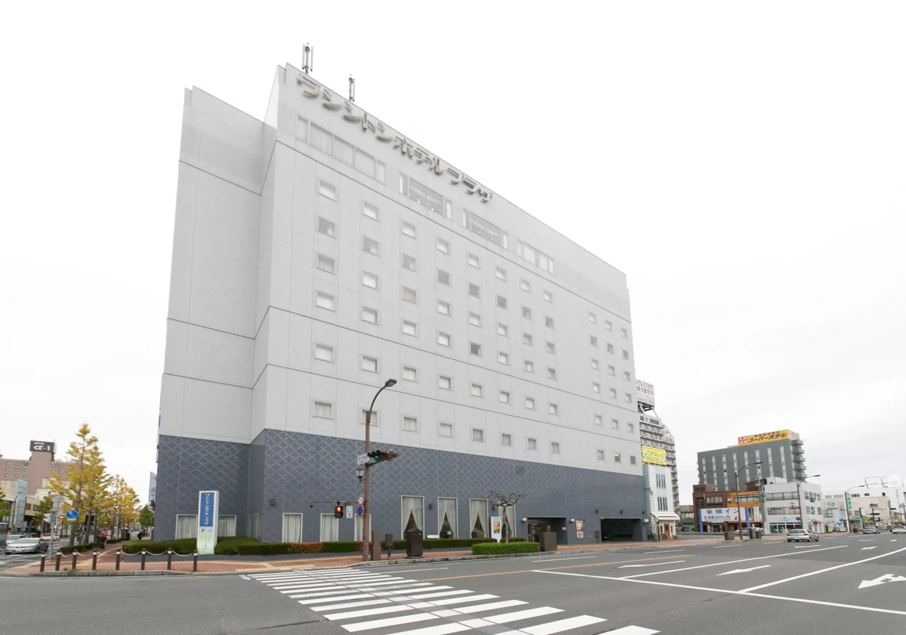 Property Building in Yonago Washington Hotel Plaza