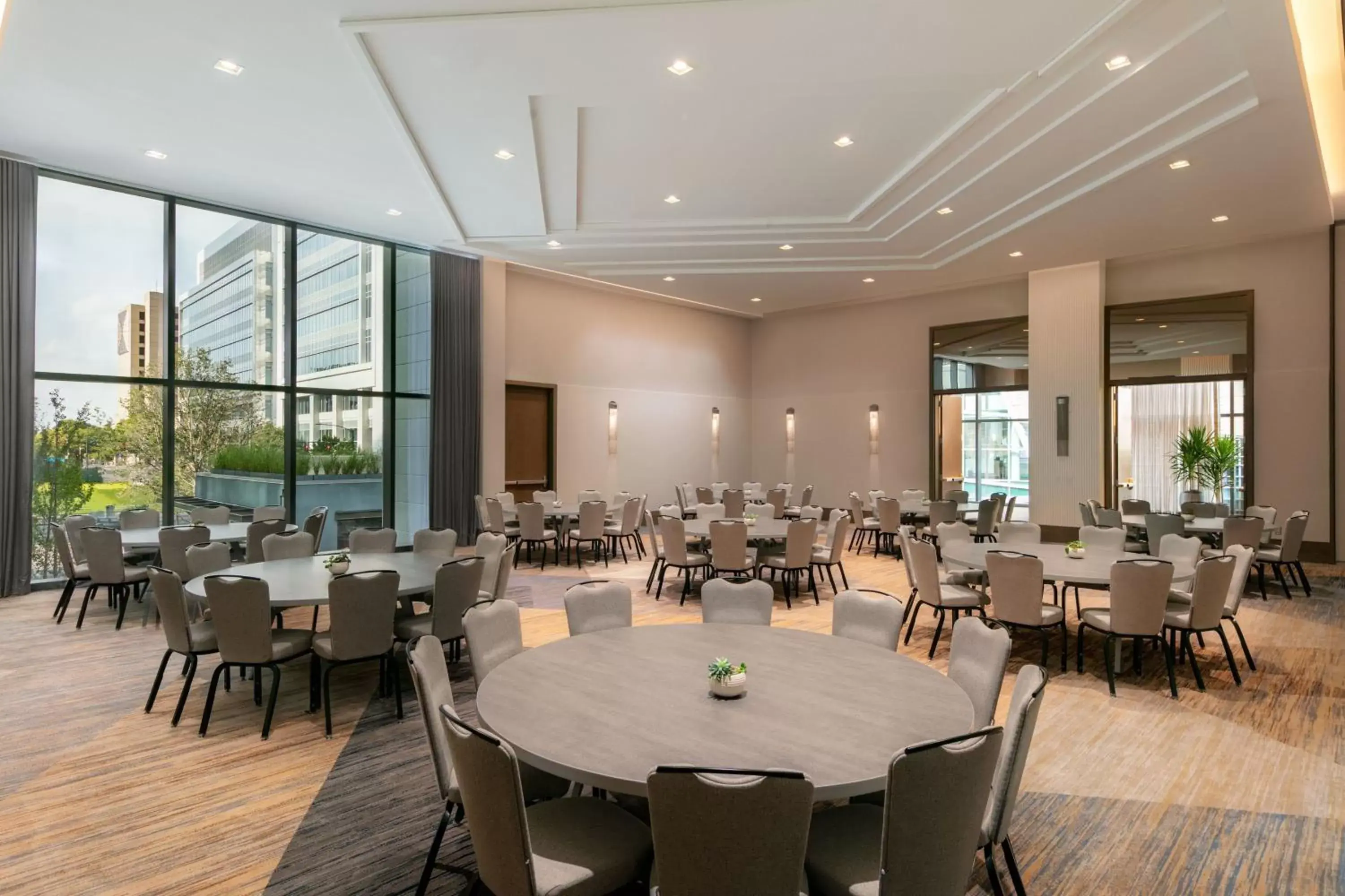 Meeting/conference room, Restaurant/Places to Eat in JW Marriott Charlotte