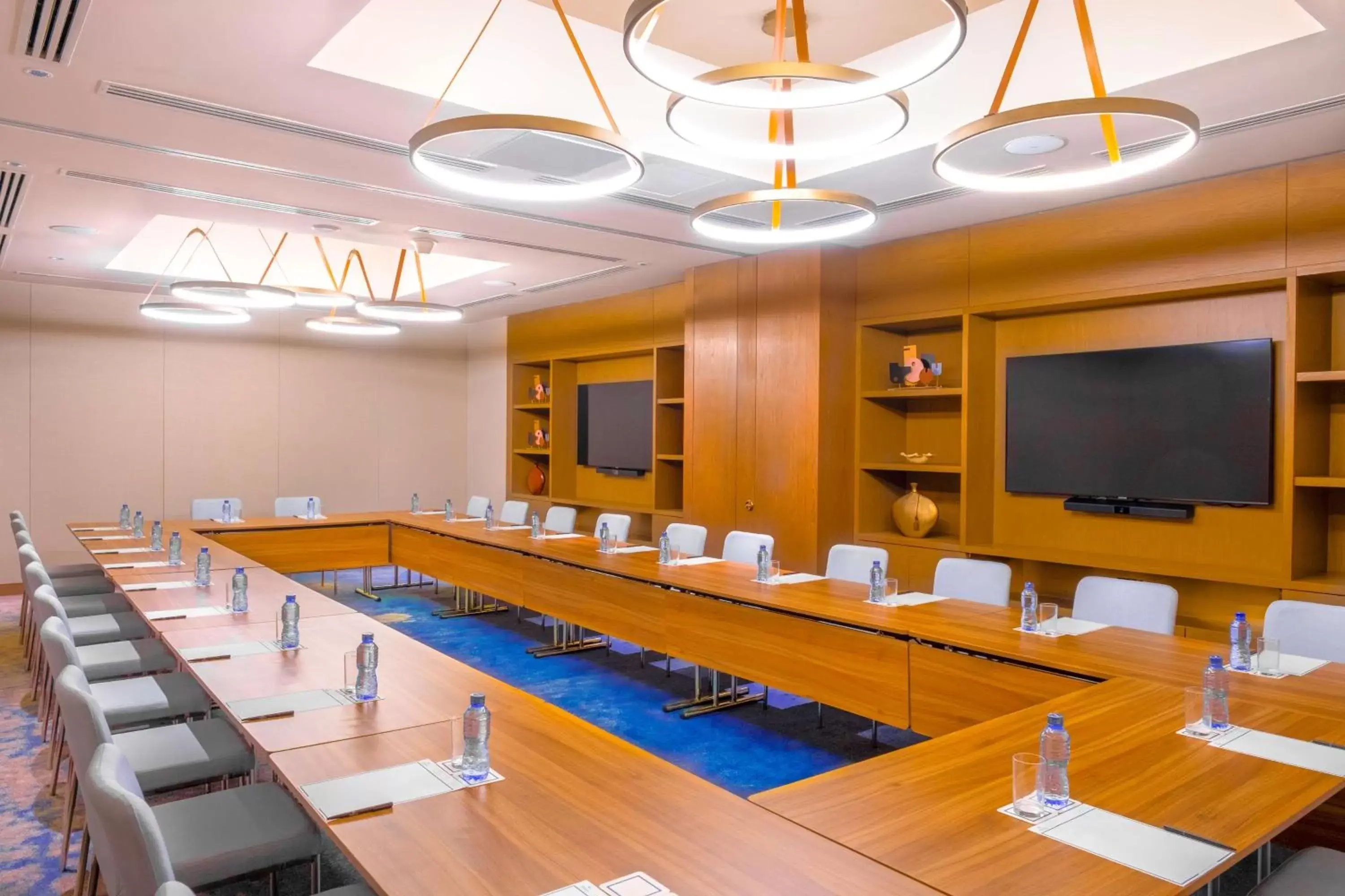 Meeting/conference room in Hilton Kinshasa