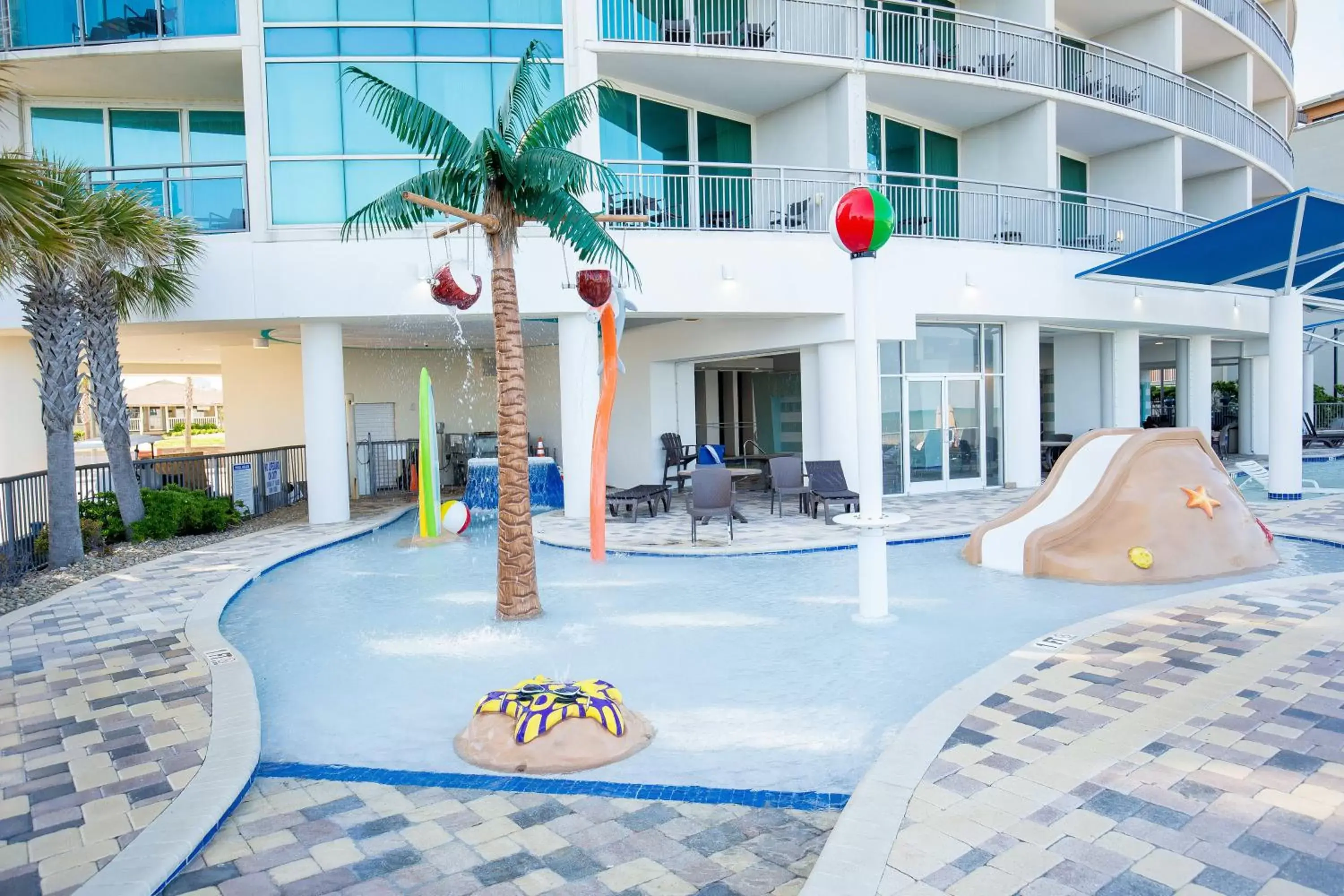 Swimming Pool in Beach Vacation Condos South