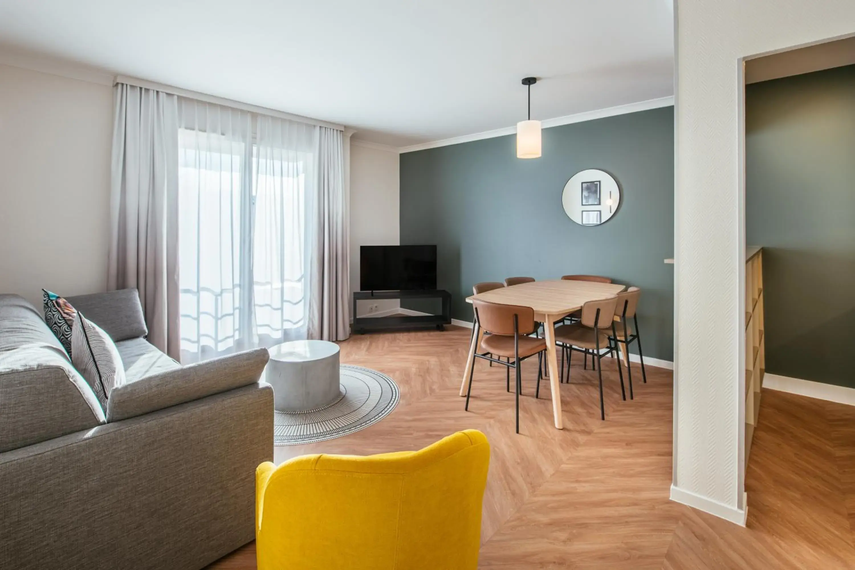 Living room, Seating Area in Adagio Paris Buttes Chaumont Aparthotel