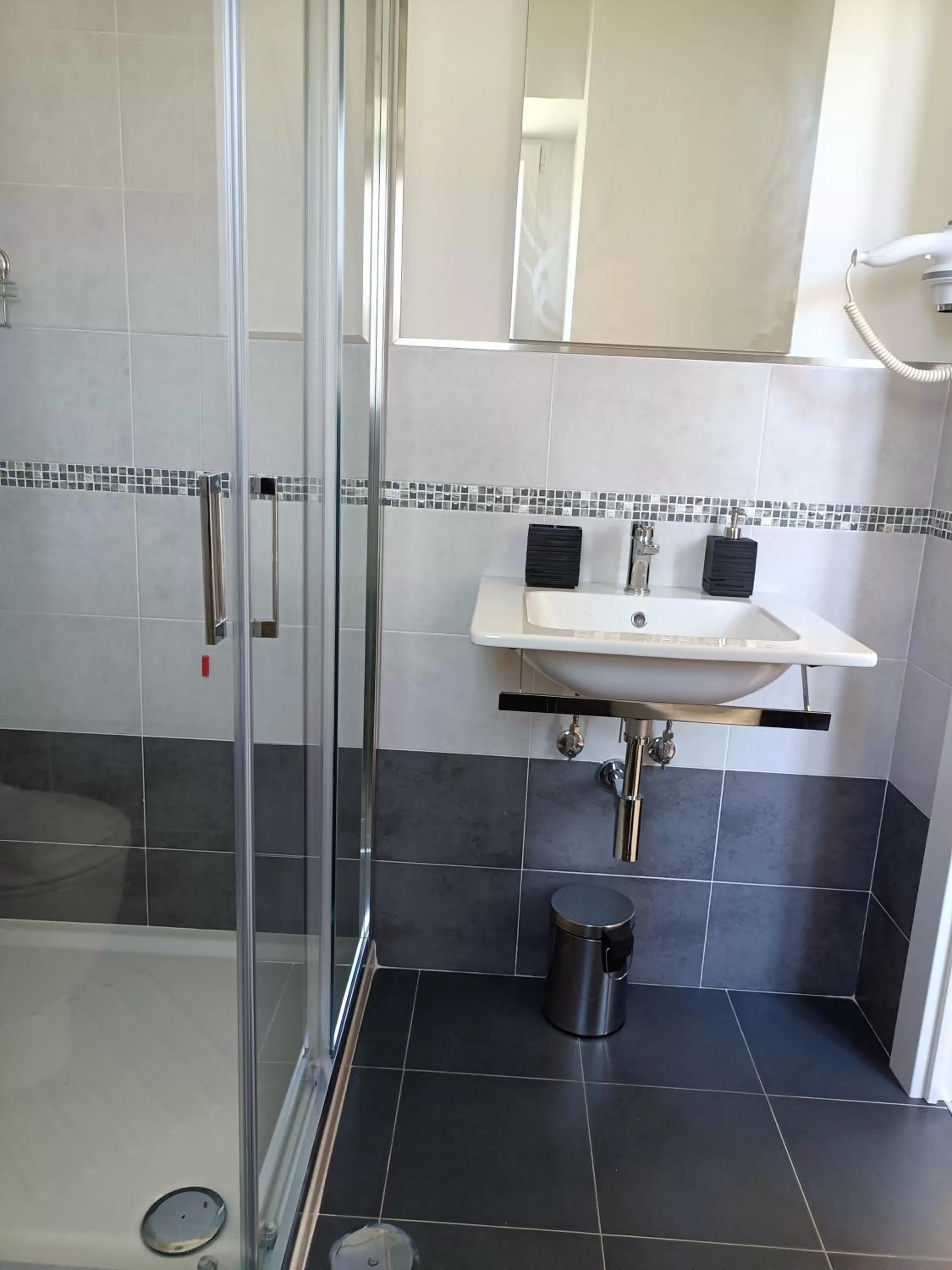 Bathroom in SunnyCornerinRHome