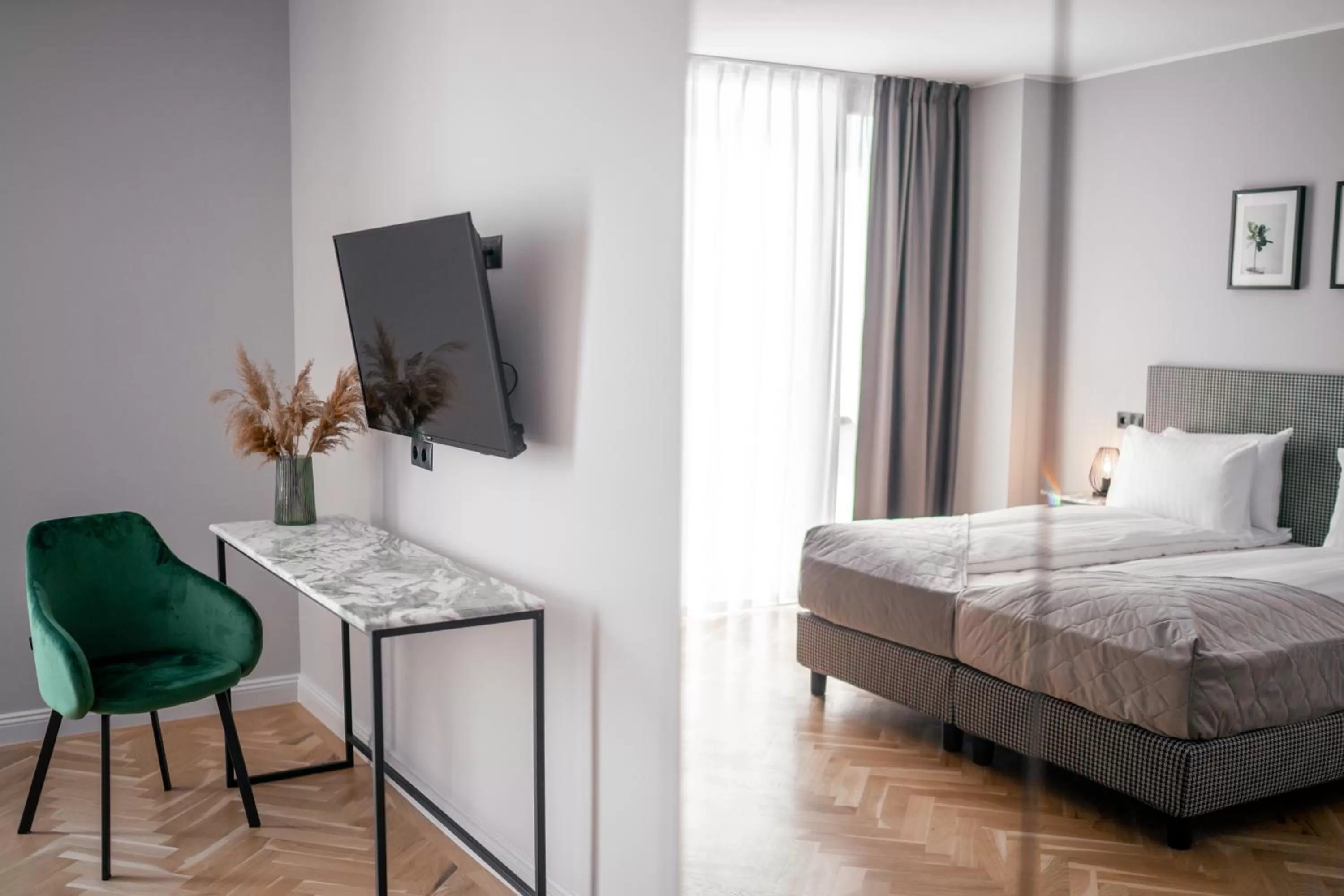 Bed in Hermanns Hotel & Spa Sibiu