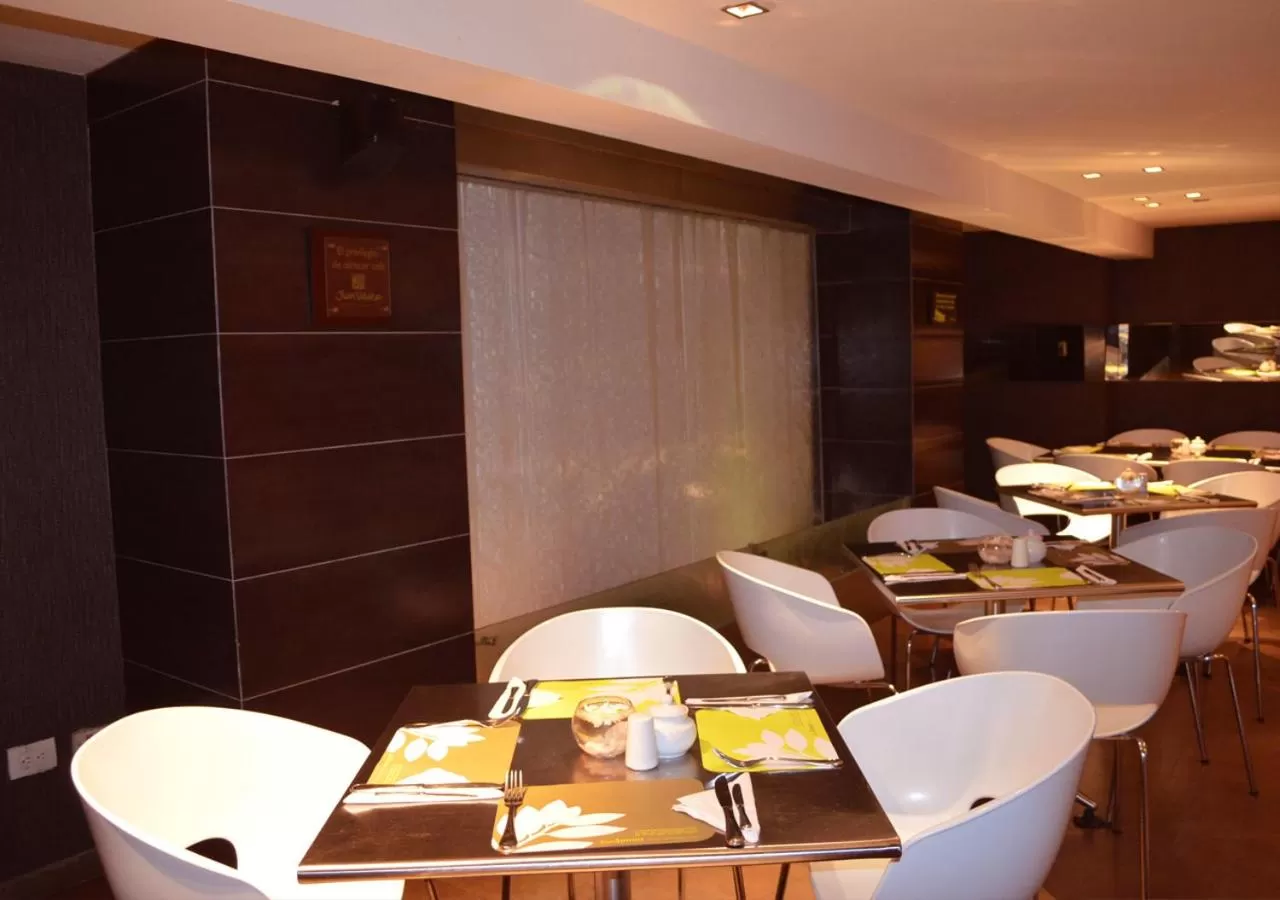 Restaurant/places to eat in San Simon Hotel Pereira By Soratama