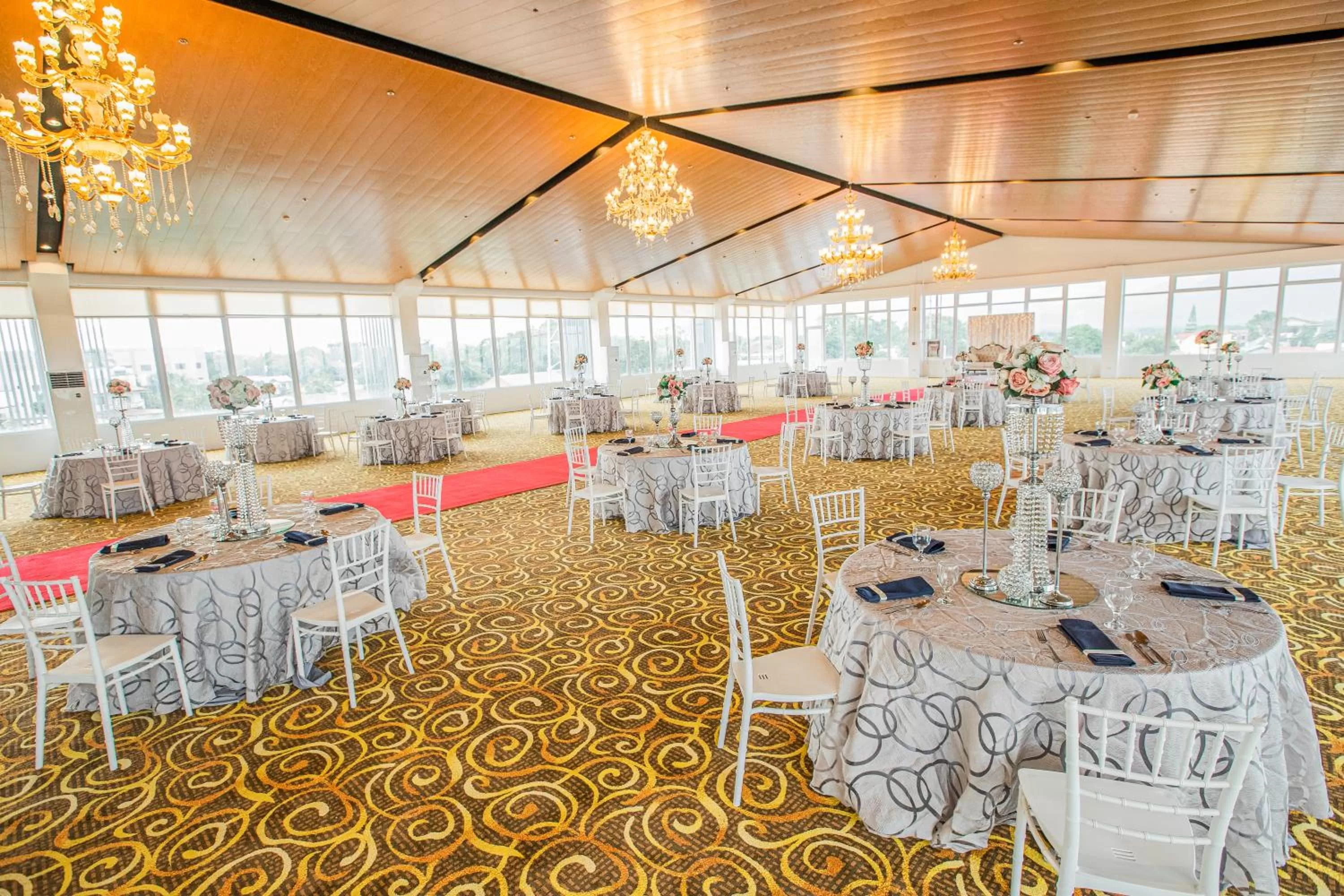 Banquet/Function facilities in Solano Hotel
