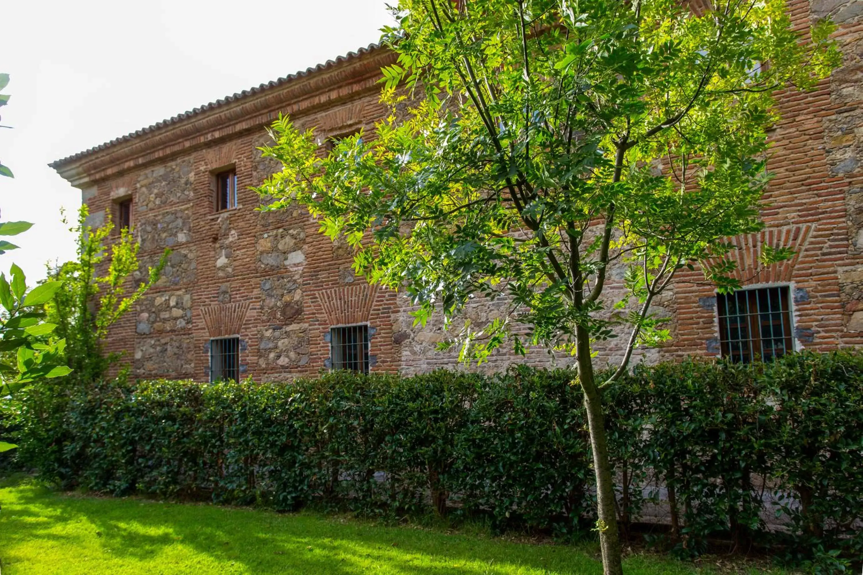 Garden, Property Building in Hospedería Valle del Ambroz