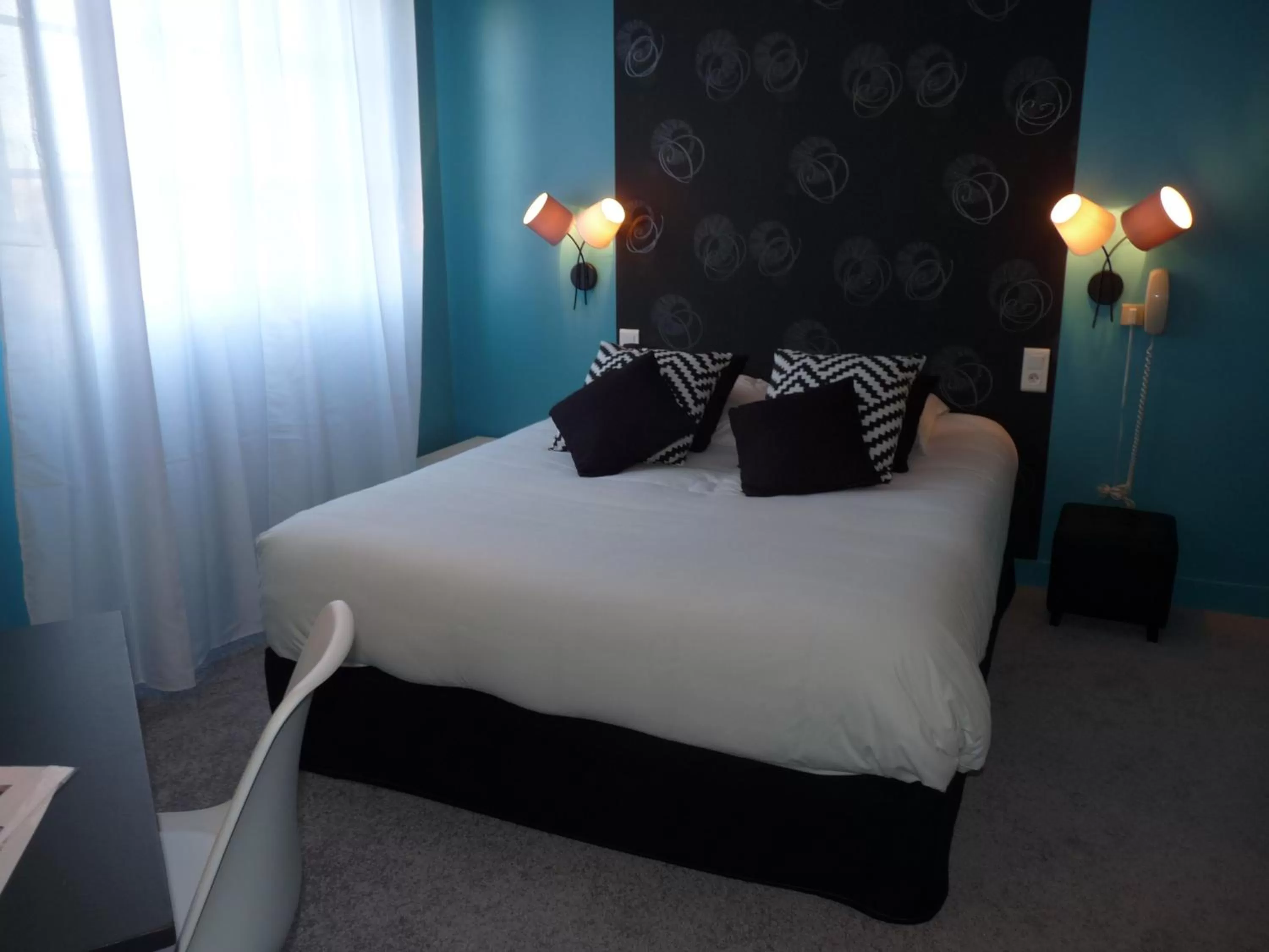 Decorative detail, Bed in Hôtel Patton