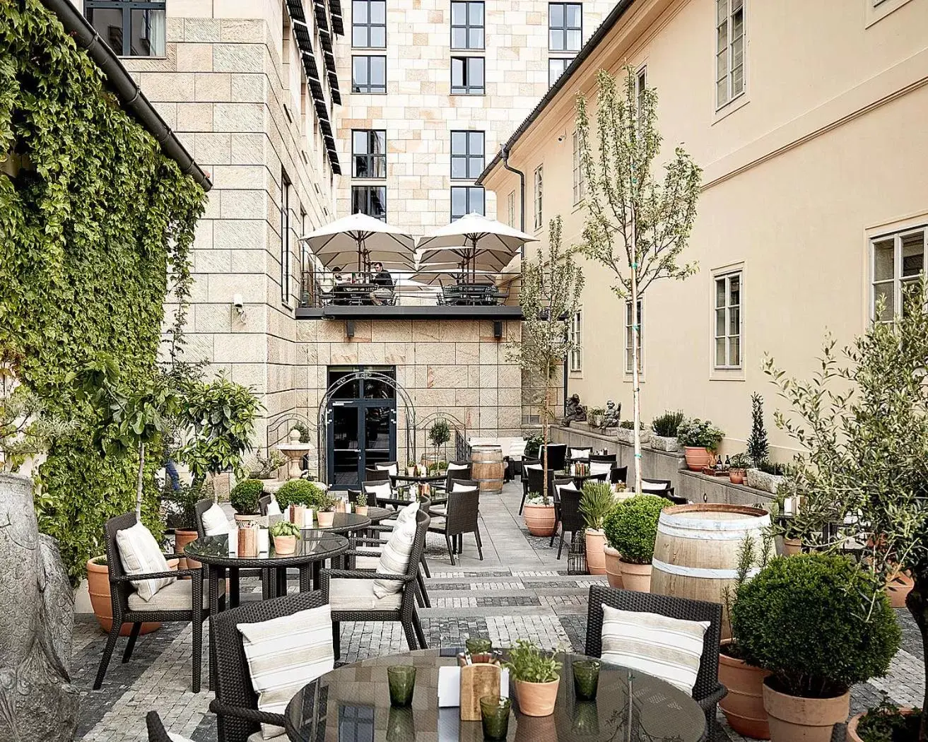 Balcony/Terrace, Restaurant/Places to Eat in Four Seasons Hotel Prague