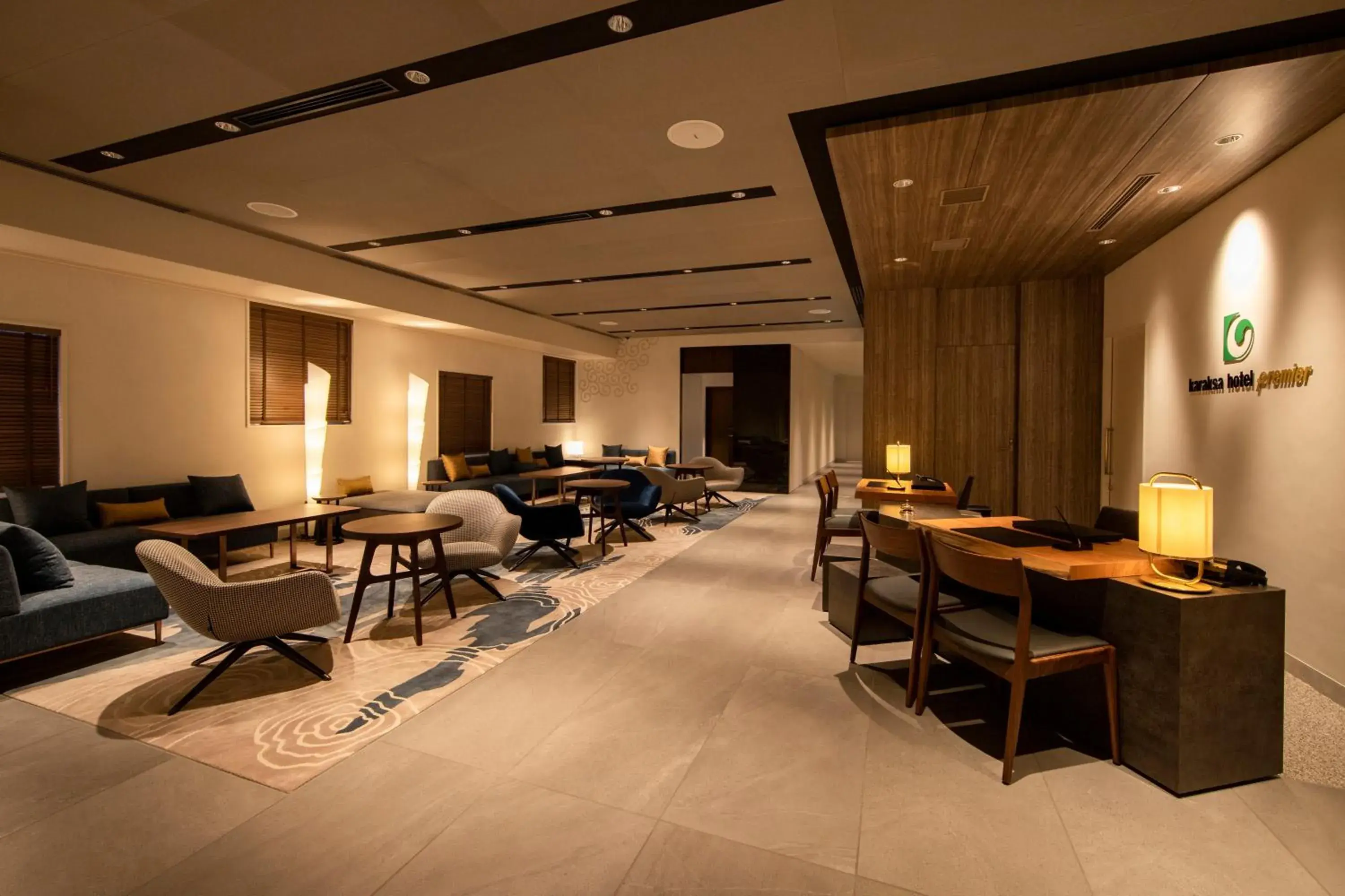 Lobby or reception, Restaurant/Places to Eat in karaksa hotel premier Tokyo Ginza