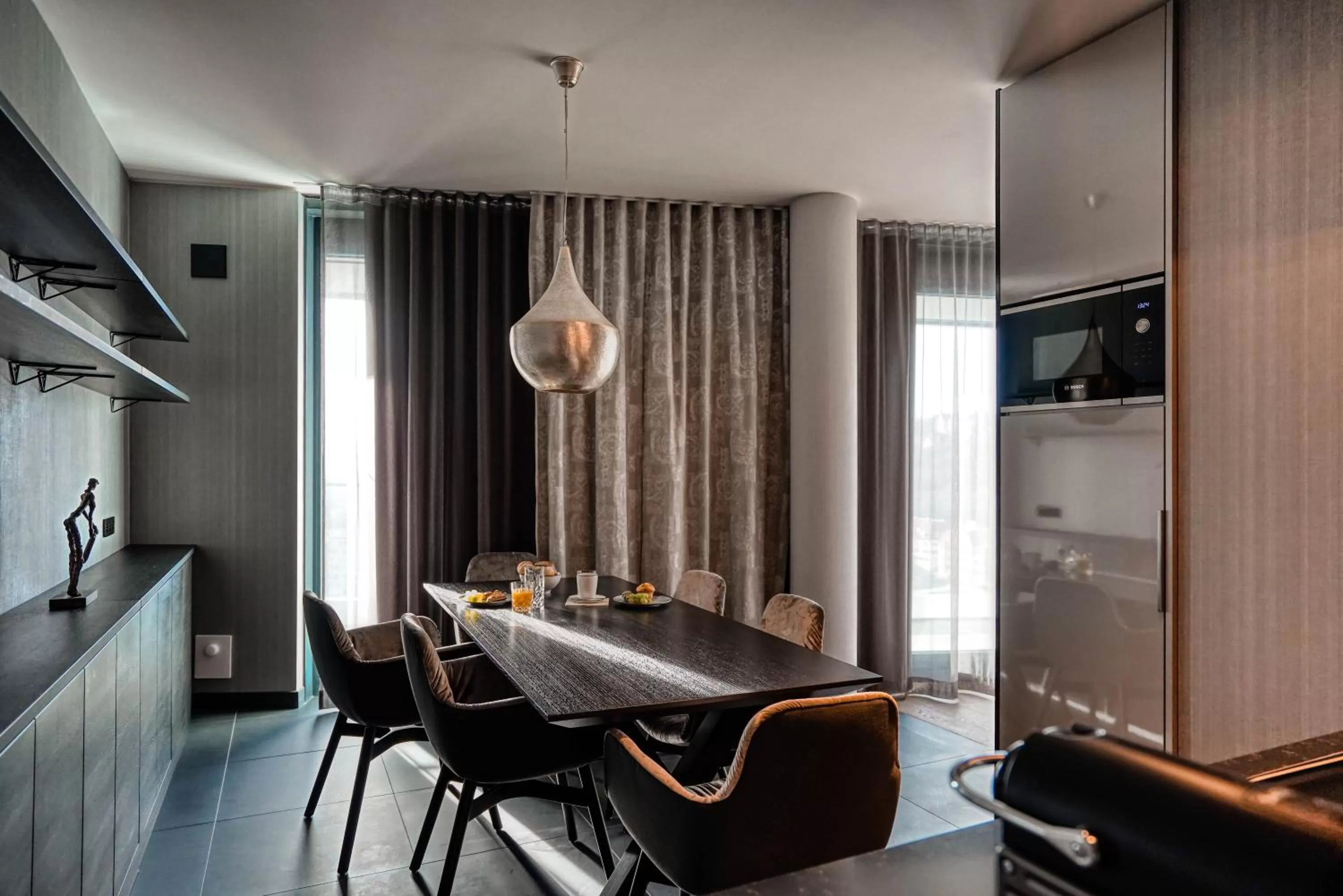 Dining area in CLOUD No7 APARTMENTS