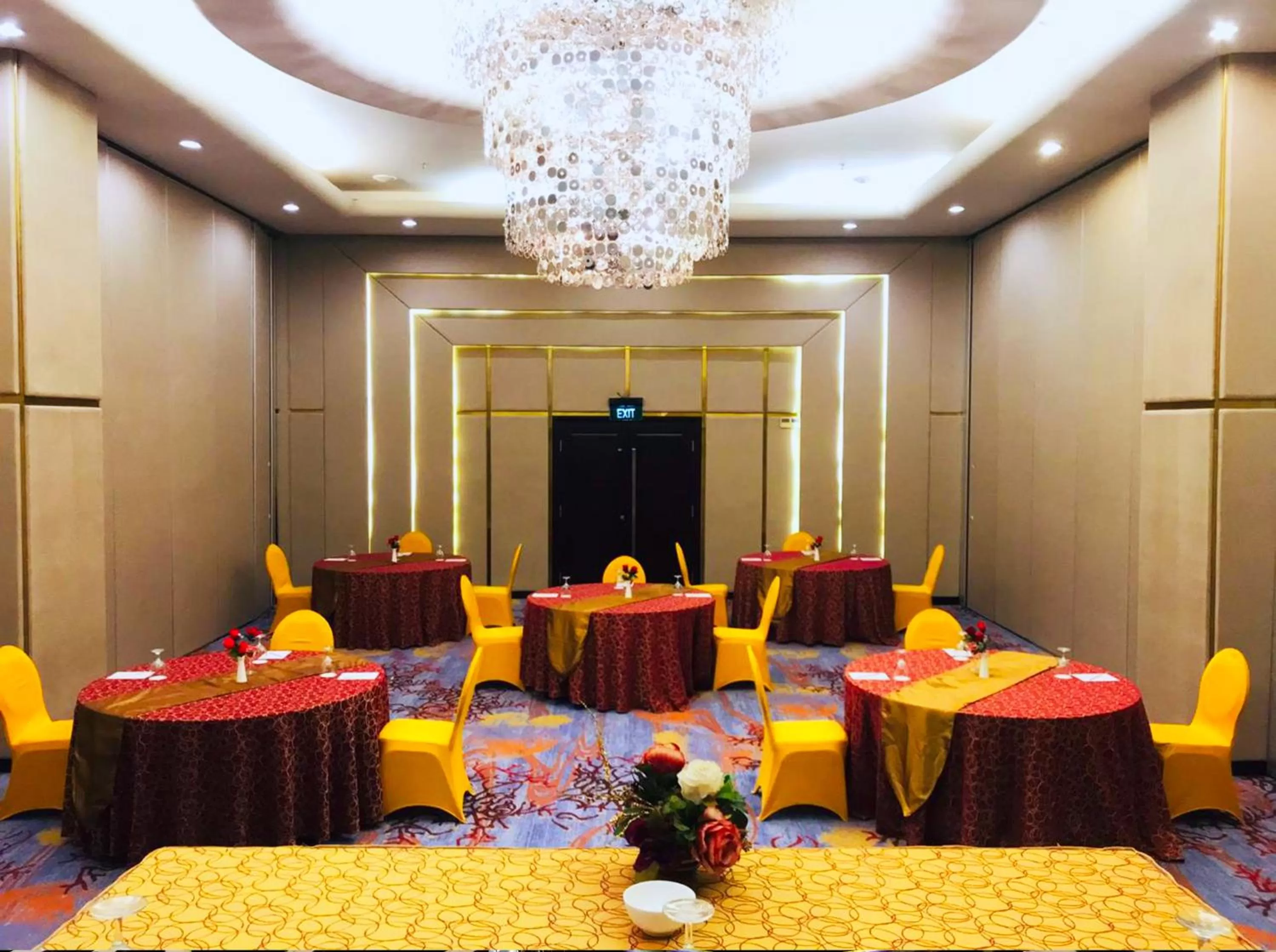 Restaurant/places to eat in Swiss-Belhotel Ambon