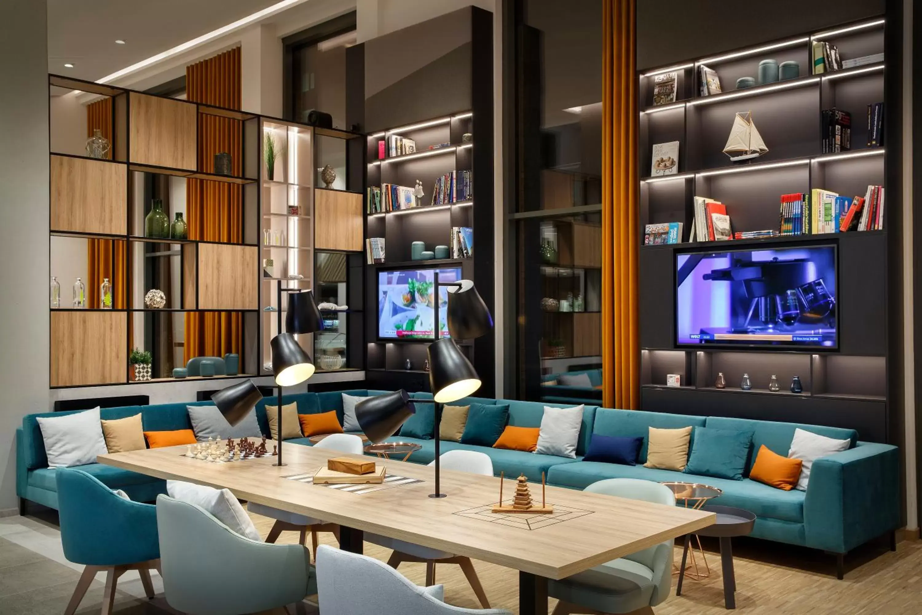 Property building in Holiday Inn - Hamburg - HafenCity by IHG Property building in Holiday Inn - Hamburg - HafenCity by IHG