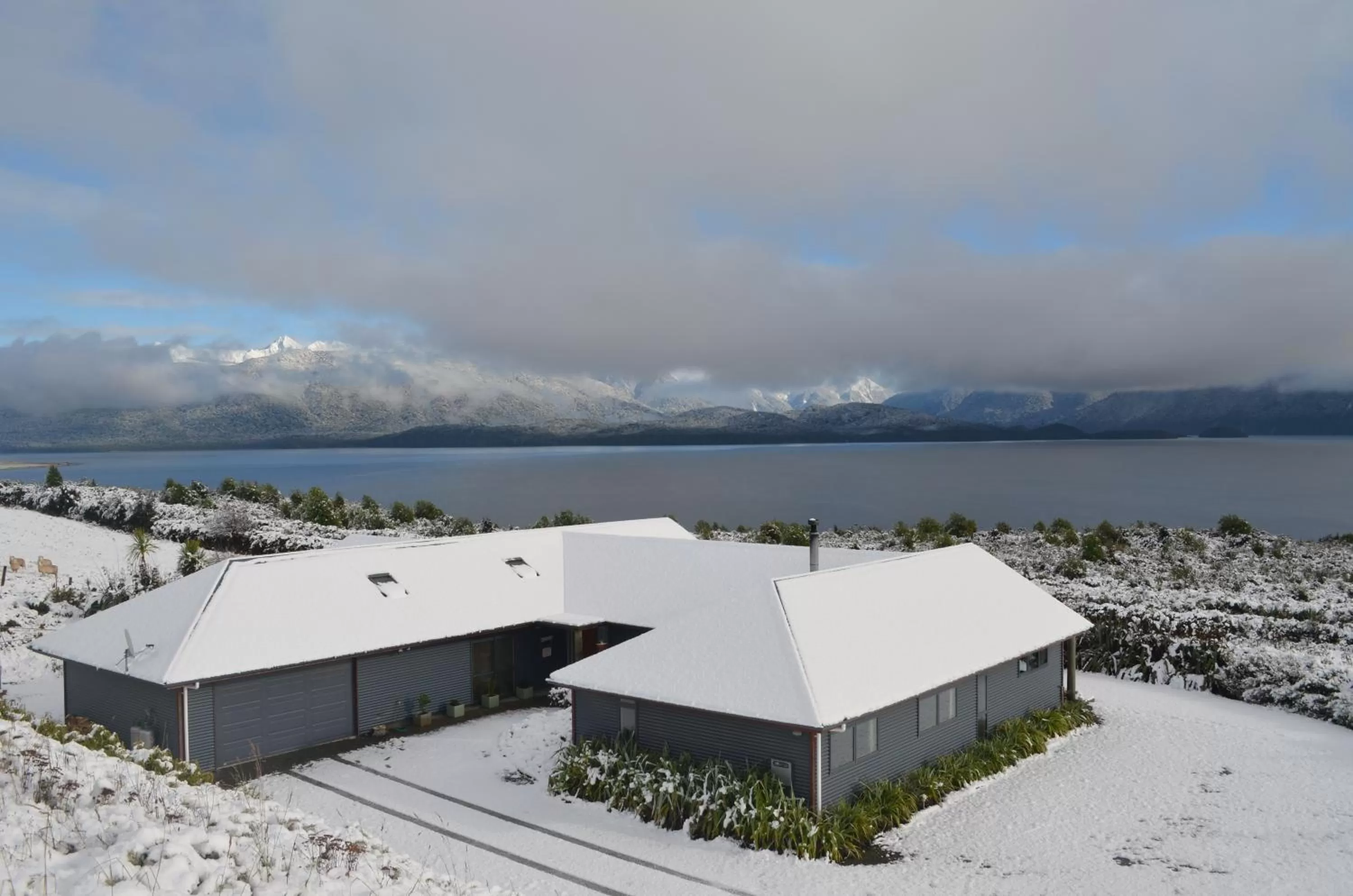 Facade/entrance in Loch Vista Bed & Breakfast