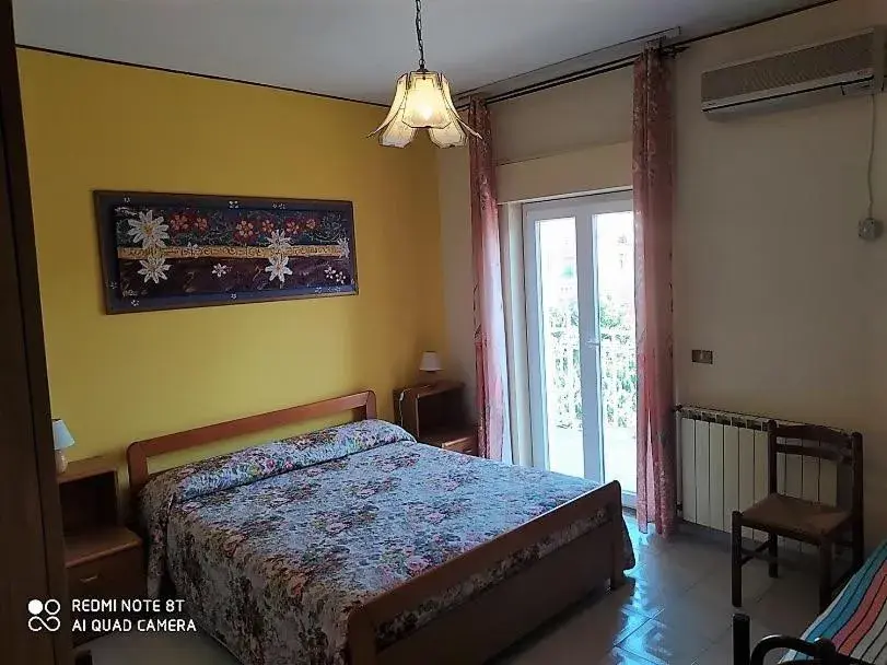 Bed in Hotel Eliseo Bed in Hotel Eliseo