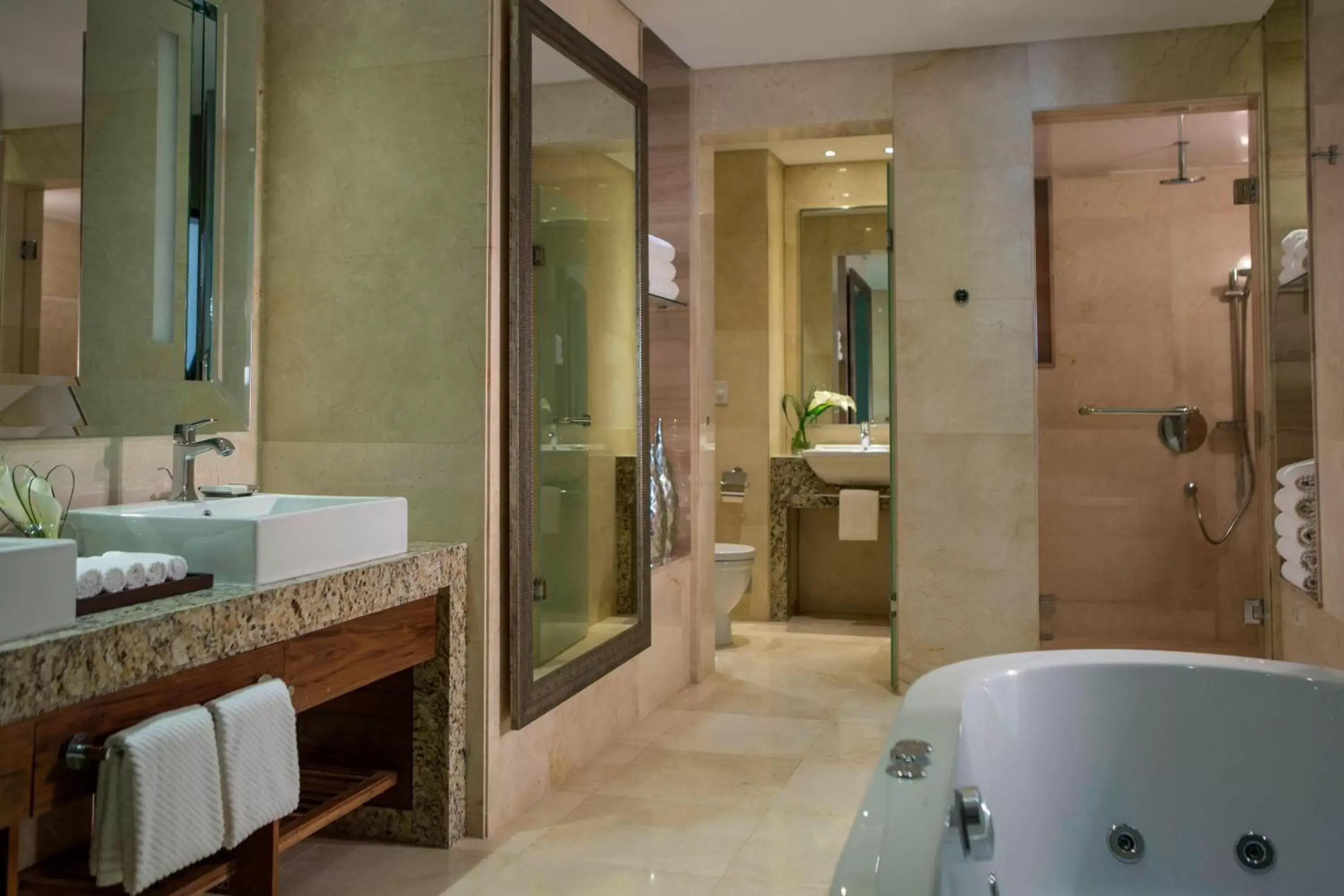 Bathroom in Renaissance Cairo Mirage City Hotel