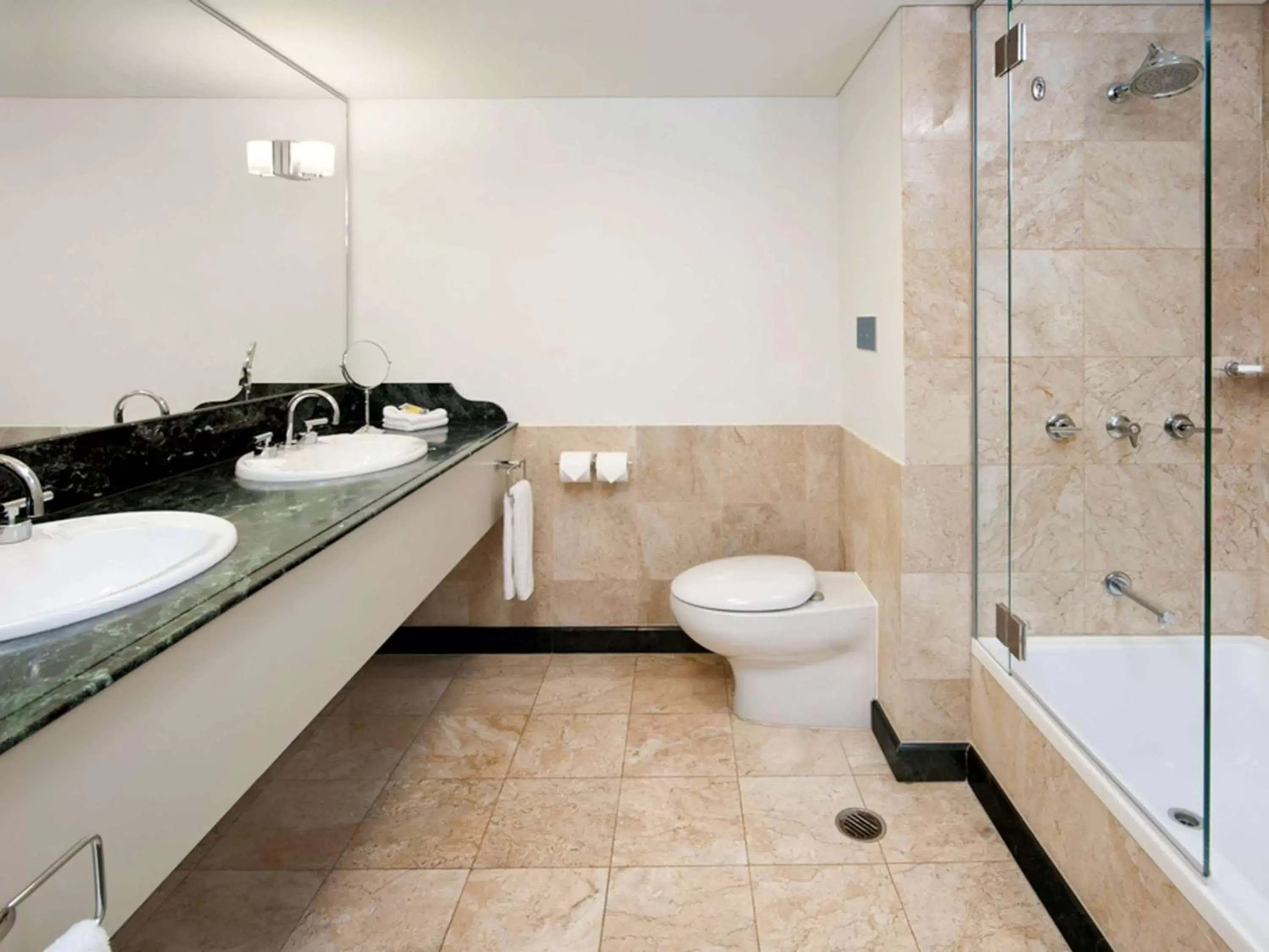 Photo of the whole room, Bathroom in Pullman Brisbane King George Square