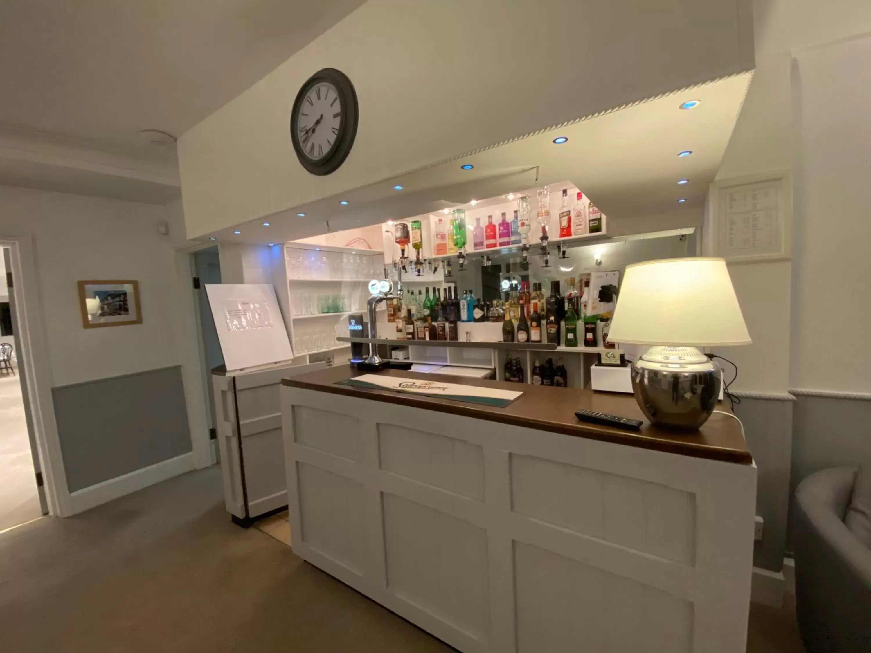 Lounge or bar in Old Farm Hotel